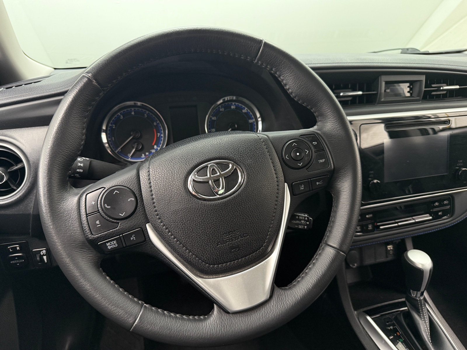 Thumbnail: 2018 Toyota Corolla - 4