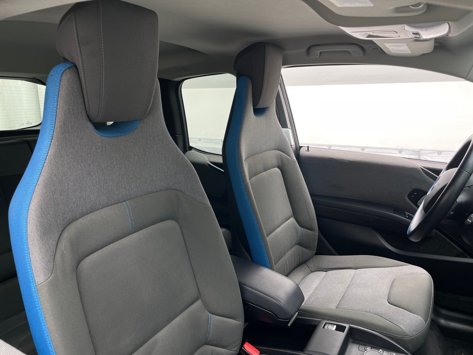 Thumbnail: 2017 BMW i3 - 2