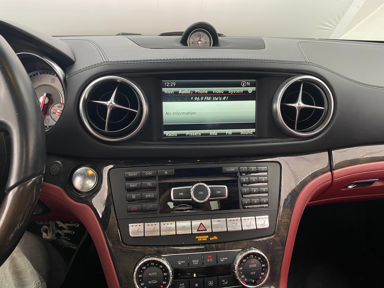Thumbnail: 2015 Mercedes-Benz SL-Class - 3