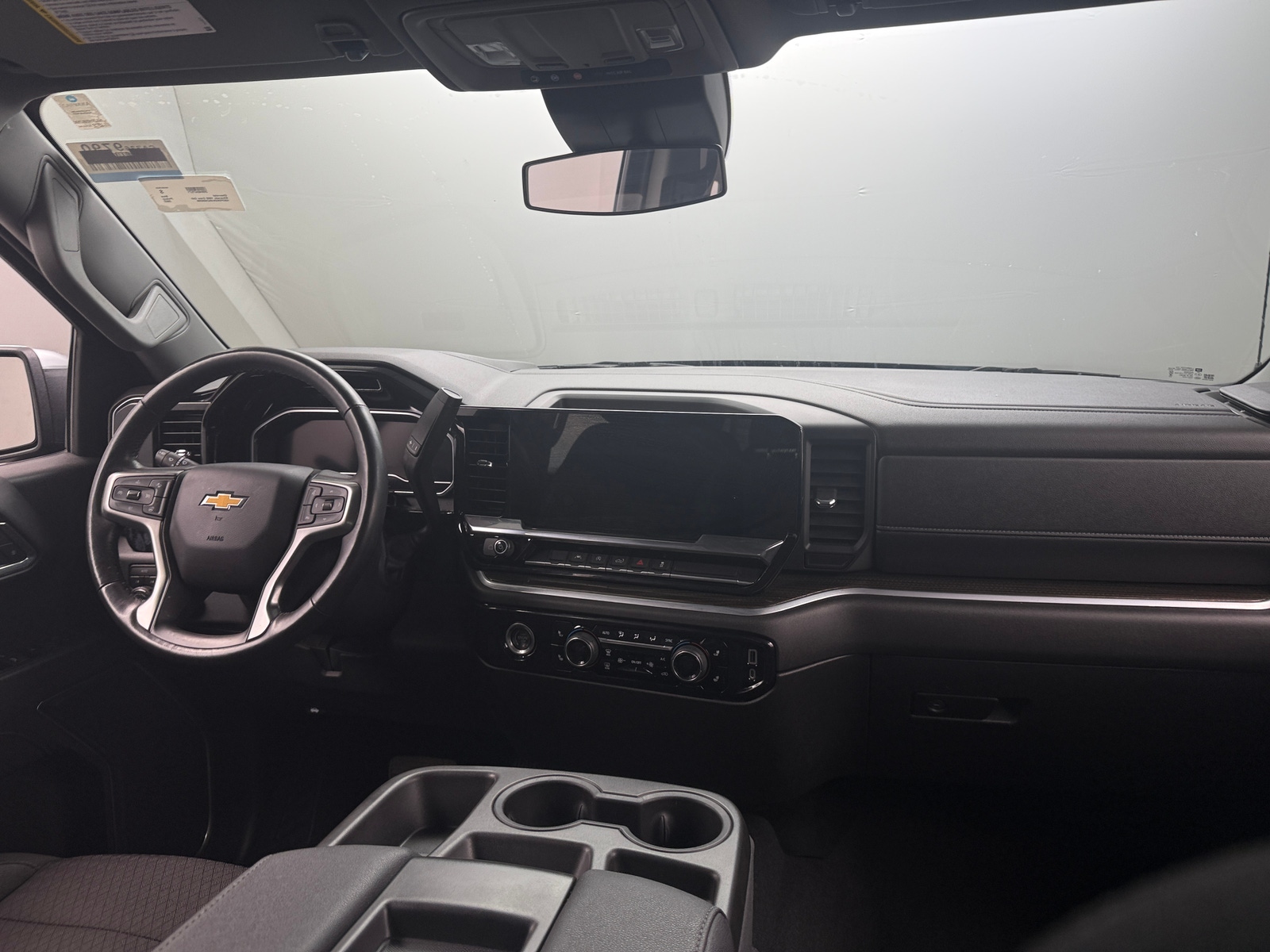 Thumbnail: 2022 Chevrolet Silverado 1500 - 3