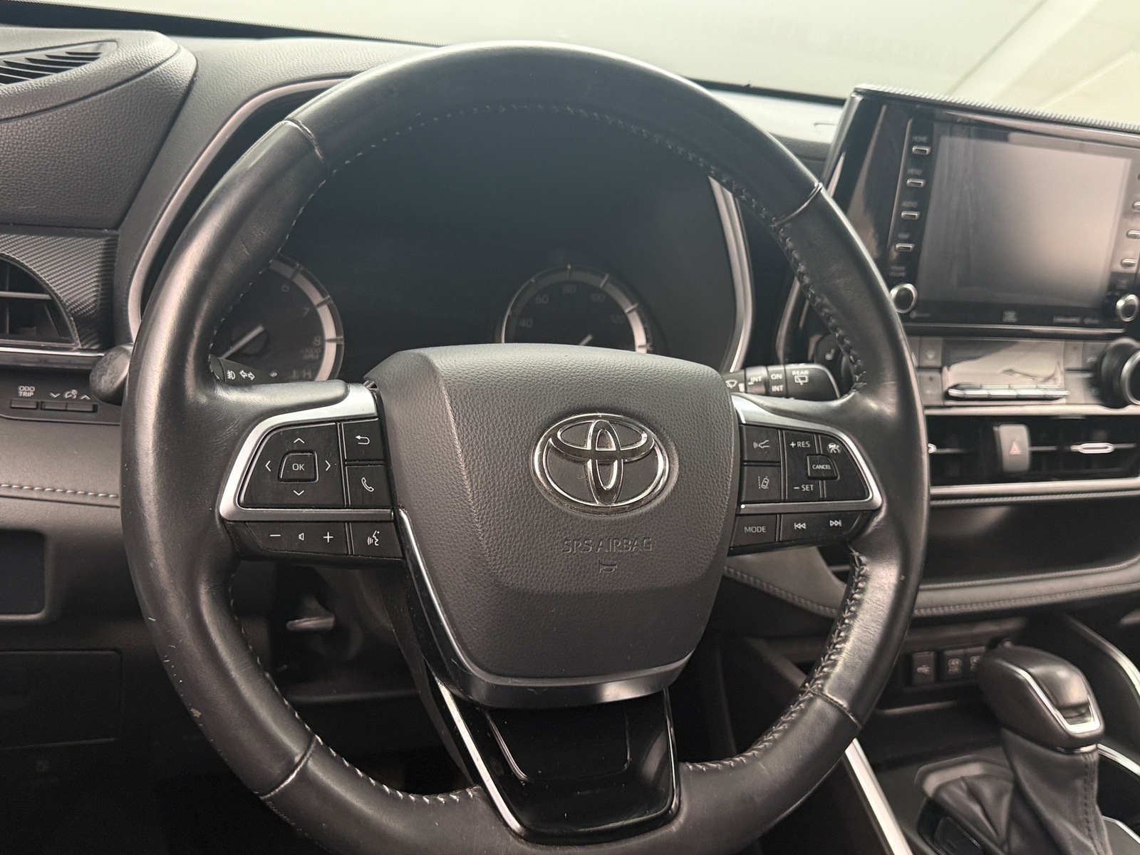 Thumbnail: 2021 Toyota Highlander - 4