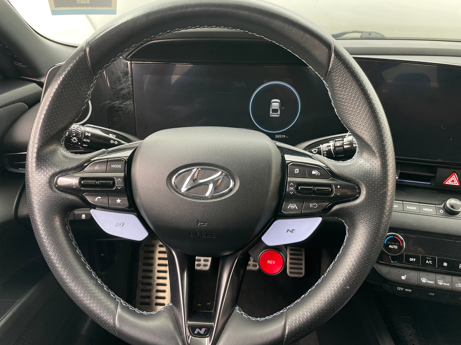 Thumbnail: 2023 Hyundai Elantra - 4