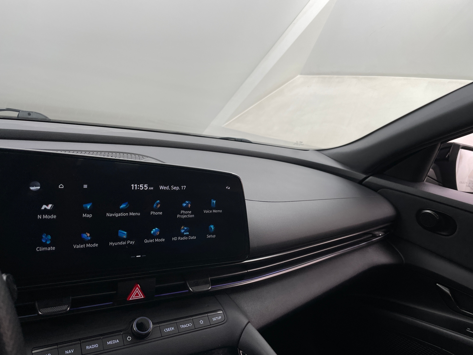 Thumbnail: 2023 Hyundai Elantra - 3
