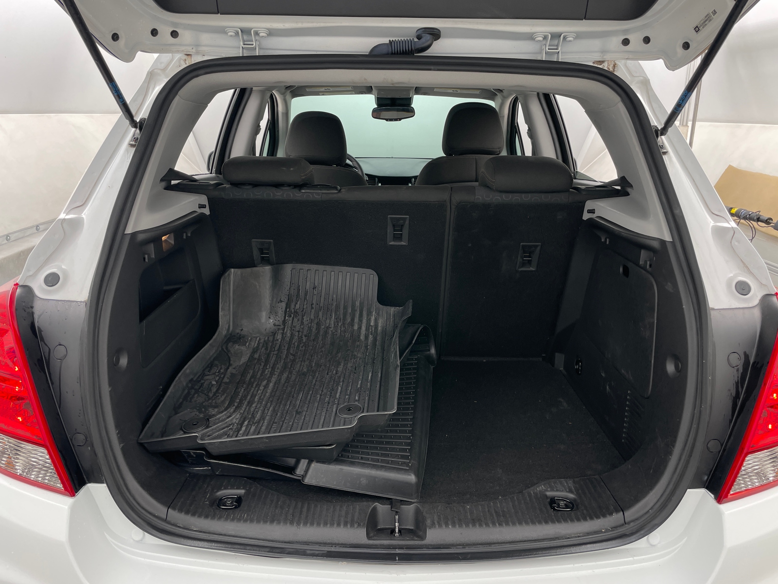 Thumbnail: 2021 Chevrolet Trax - 7