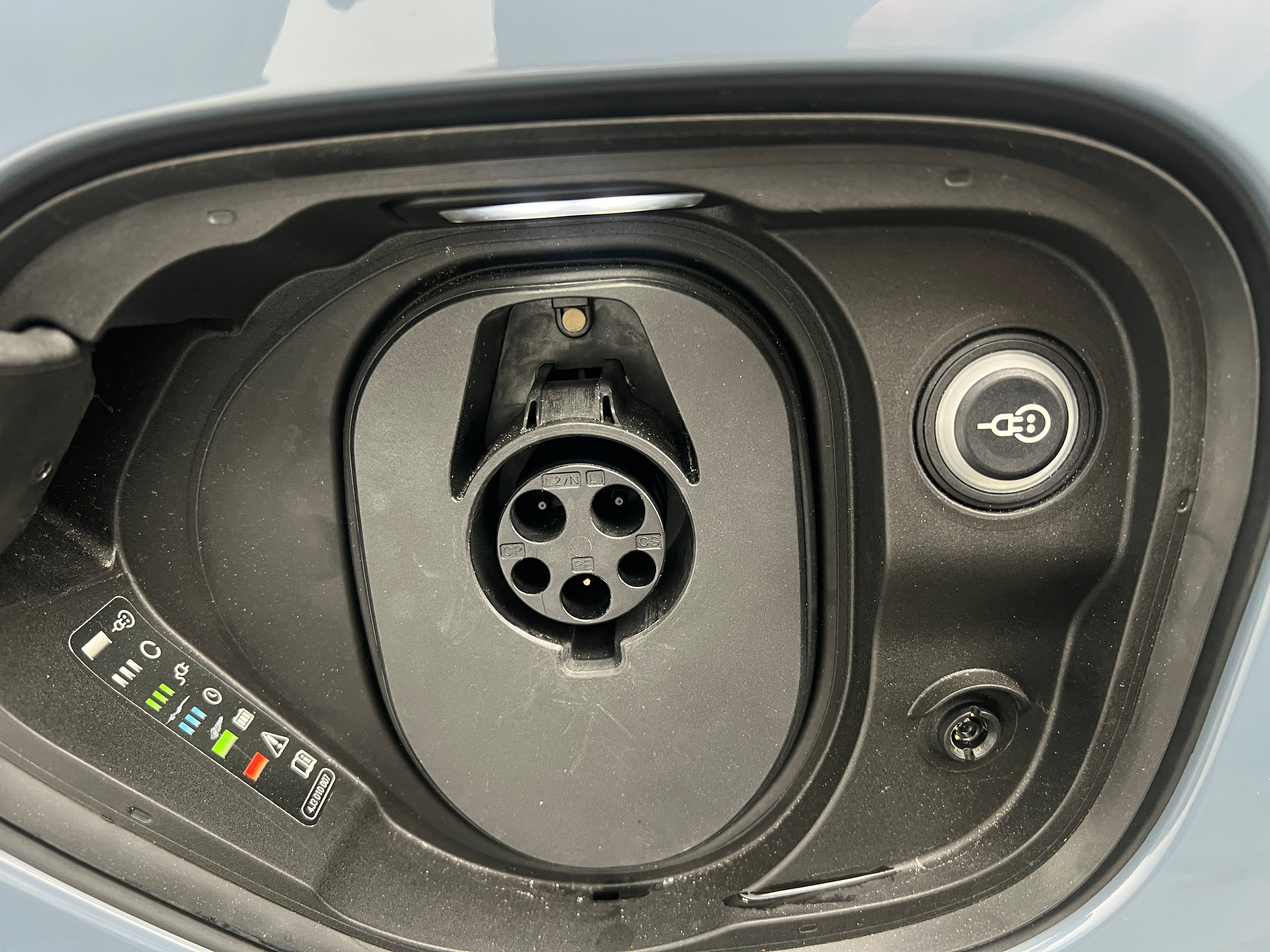 Used 2024 Audi e-tron GT Premium Plus with VIN WAUFJBFW6R7000312 for sale in Oak Creek, WI