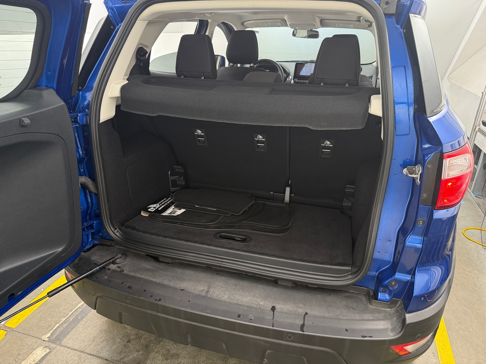 Thumbnail: 2021 Ford EcoSport - 7