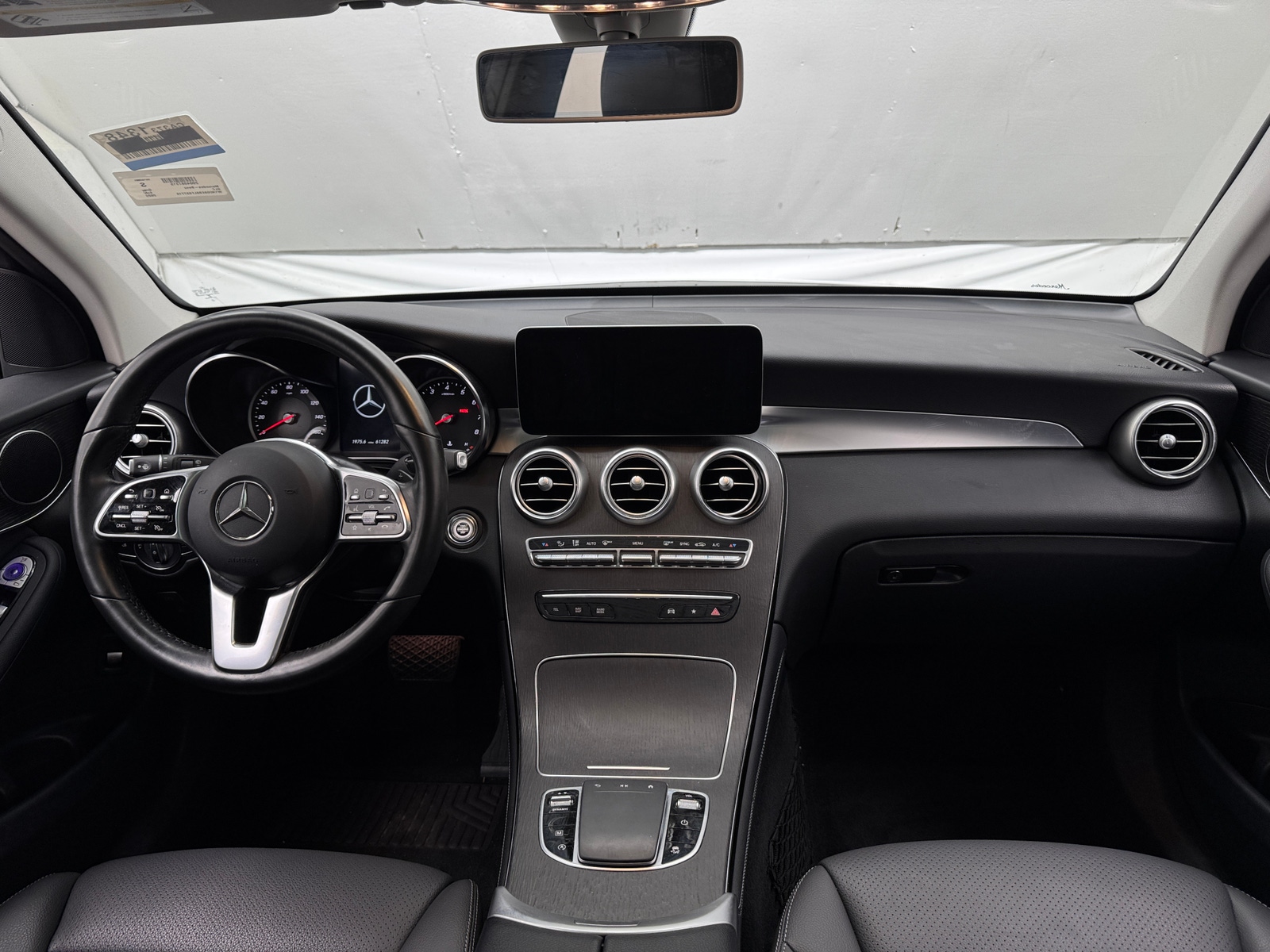Thumbnail: 2020 Mercedes-Benz GLC - 2