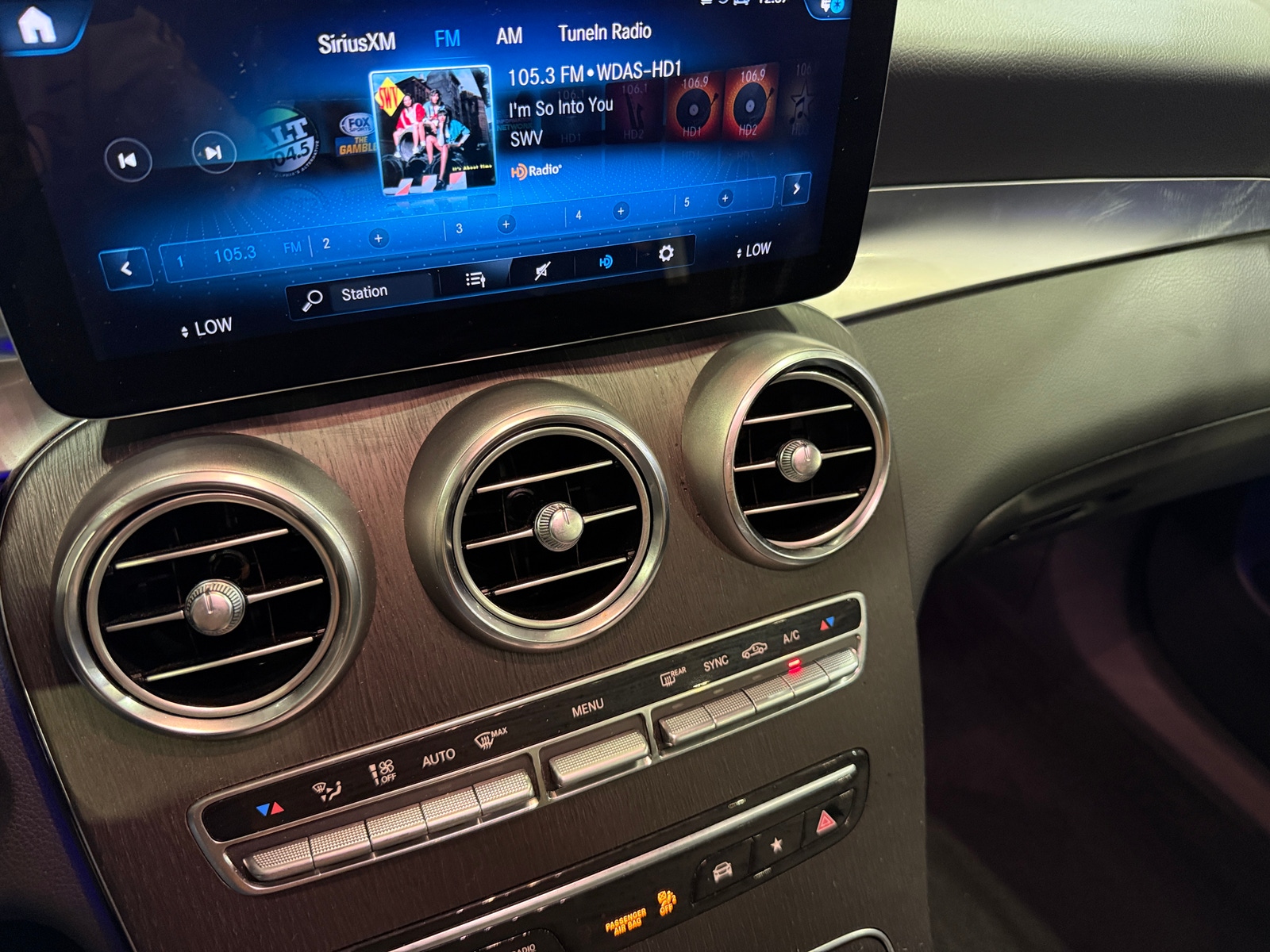 Thumbnail: 2020 Mercedes-Benz GLC - 3