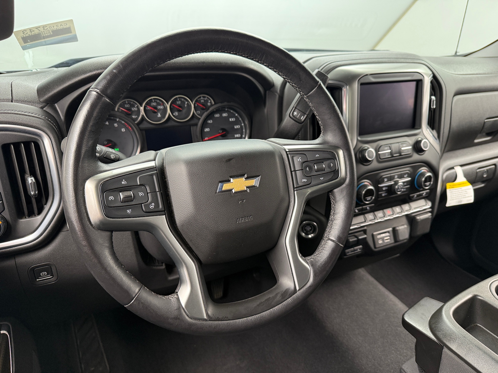 Thumbnail: 2020 Chevrolet Silverado 1500 - 5