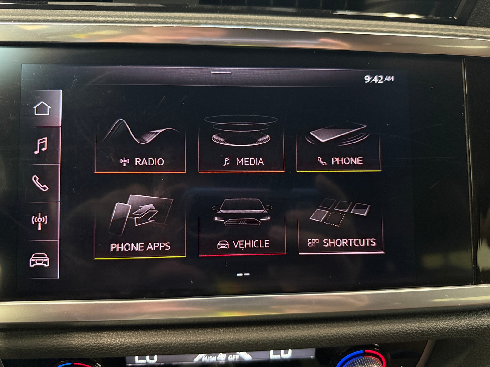 Thumbnail: 2021 Audi Q3 - 3