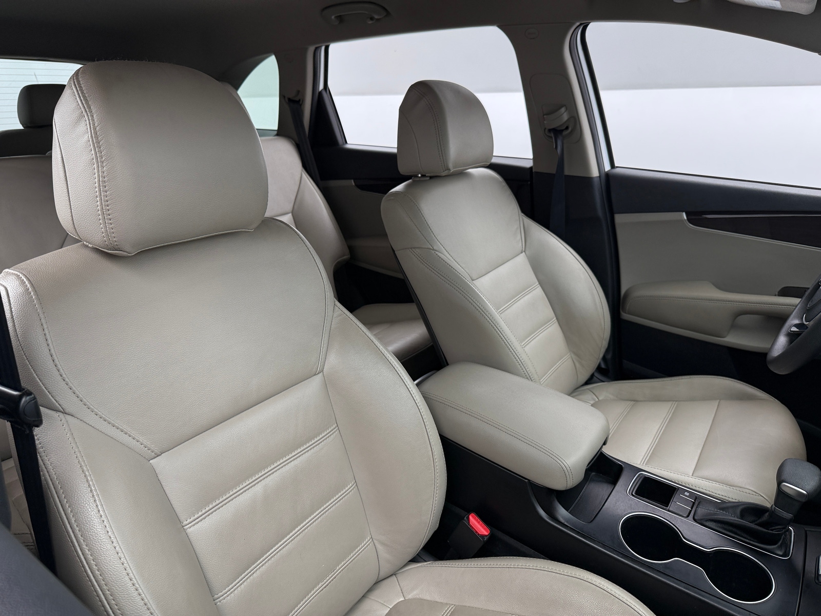 Thumbnail: 2020 Kia Sorento - 2