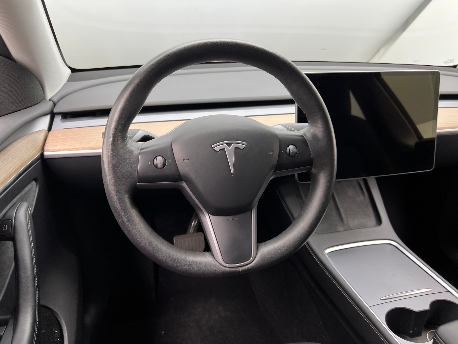 Thumbnail: 2023 Tesla Model Y - 4