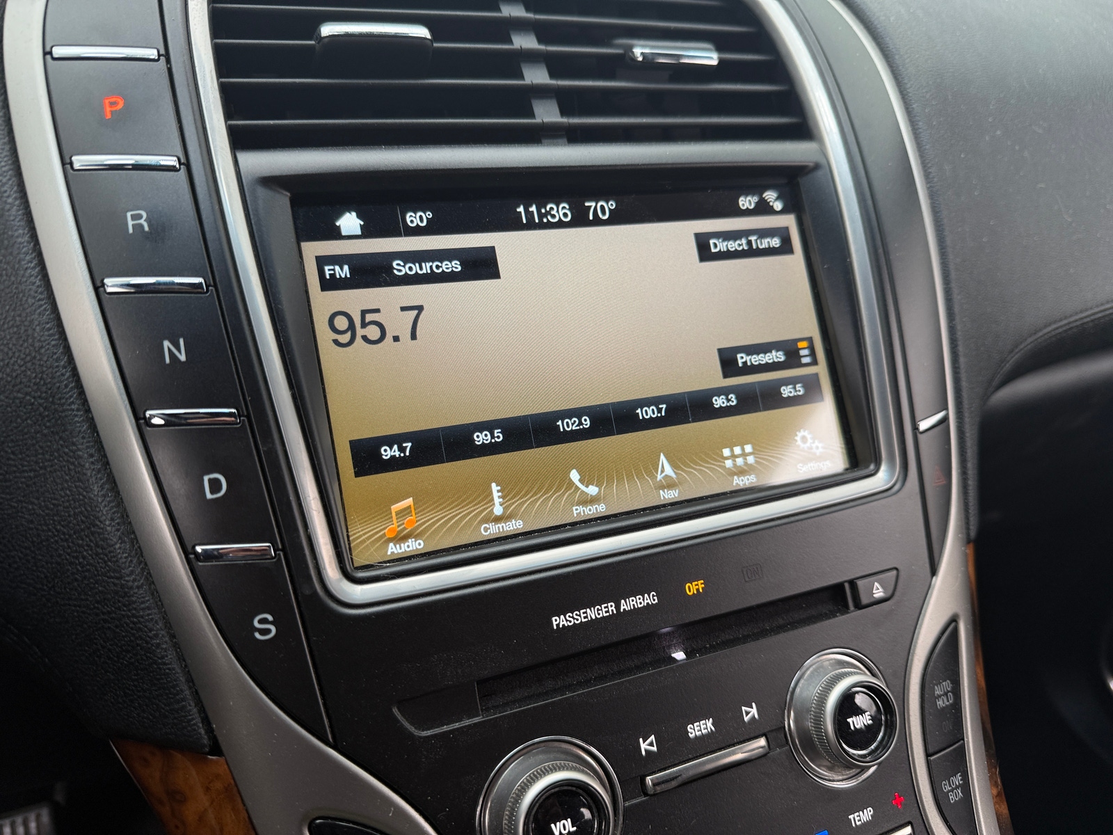 Thumbnail: 2016 Lincoln MKX - 3