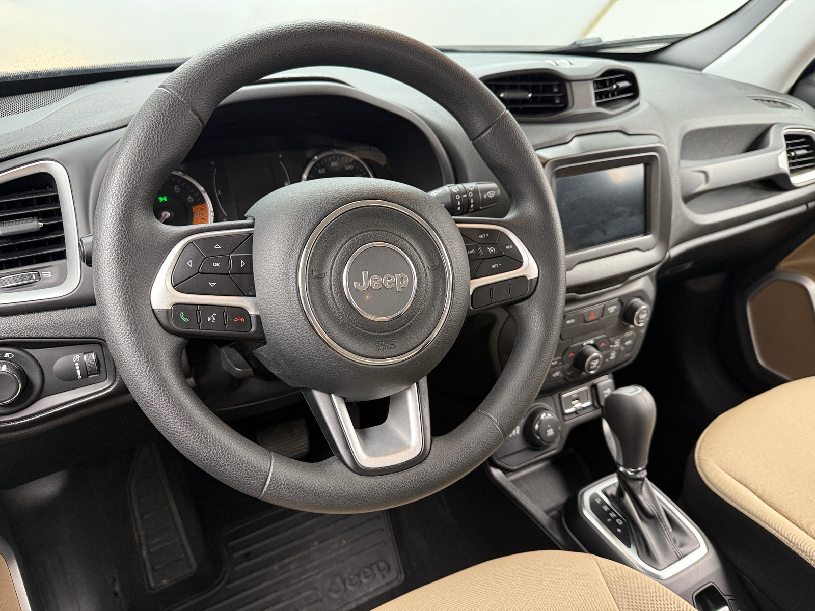 Thumbnail: 2019 Jeep Renegade - 5