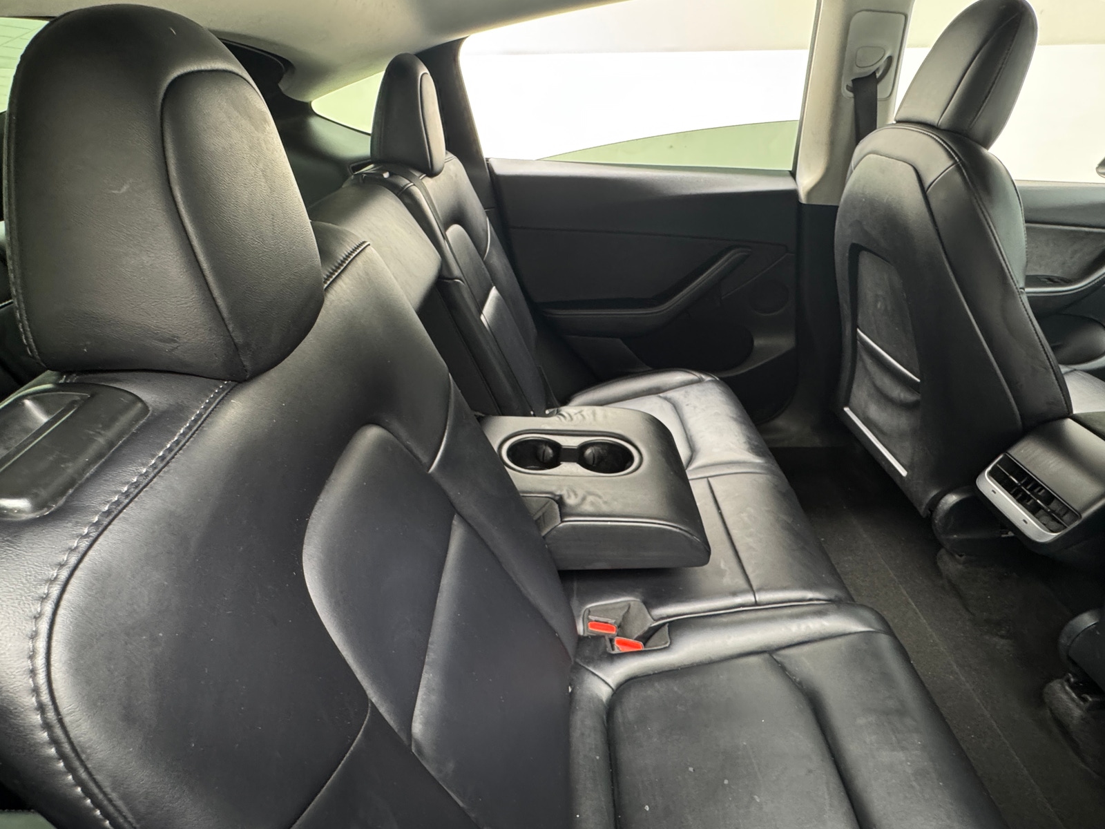 Thumbnail: 2022 Tesla Model Y - 5