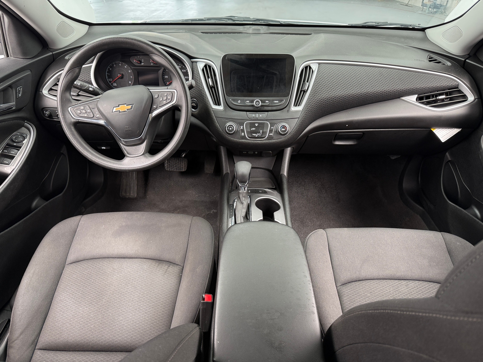 Thumbnail: 2024 Chevrolet Malibu - 3