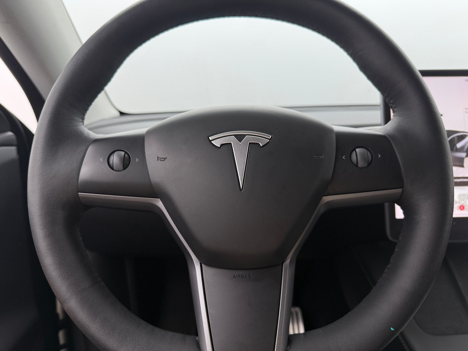 Thumbnail: 2023 Tesla Model Y - 4