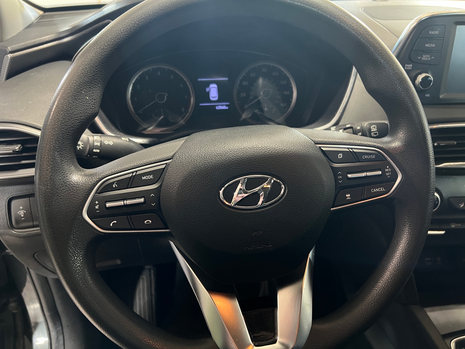 Thumbnail: 2020 Hyundai Santa Fe - 5