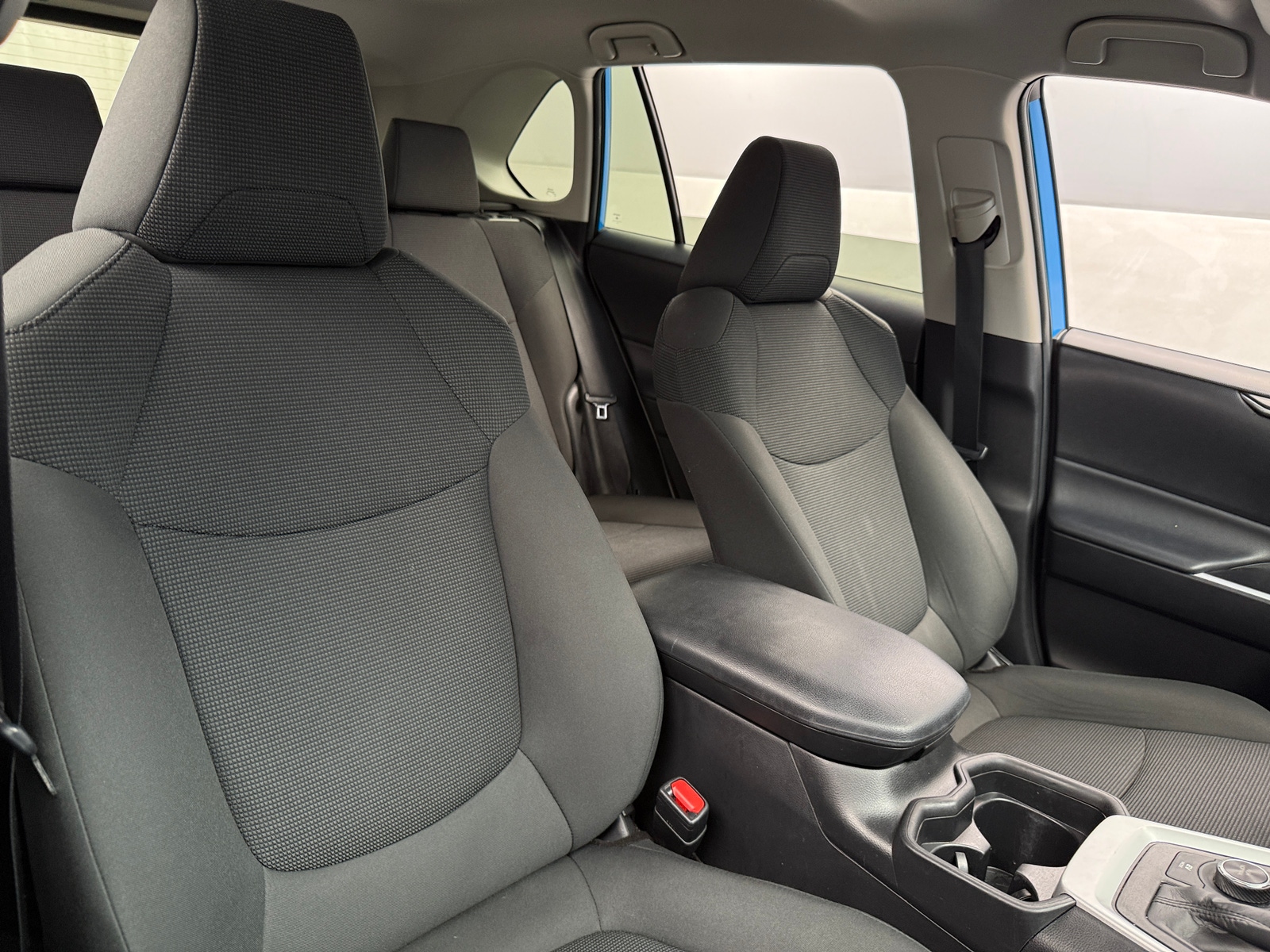 Thumbnail: 2020 Toyota RAV4 - 2