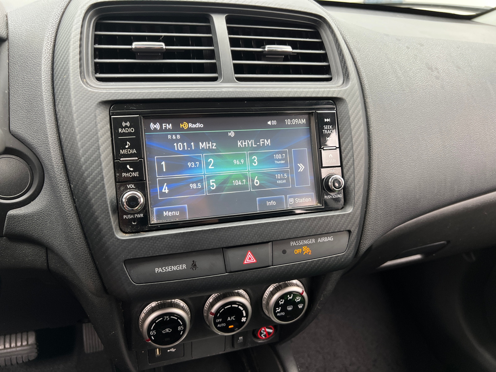 Thumbnail: 2021 Mitsubishi Outlander Sport - 4