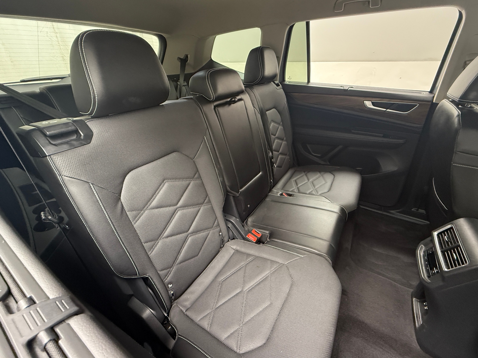 Thumbnail: 2024 Volkswagen Atlas - 5