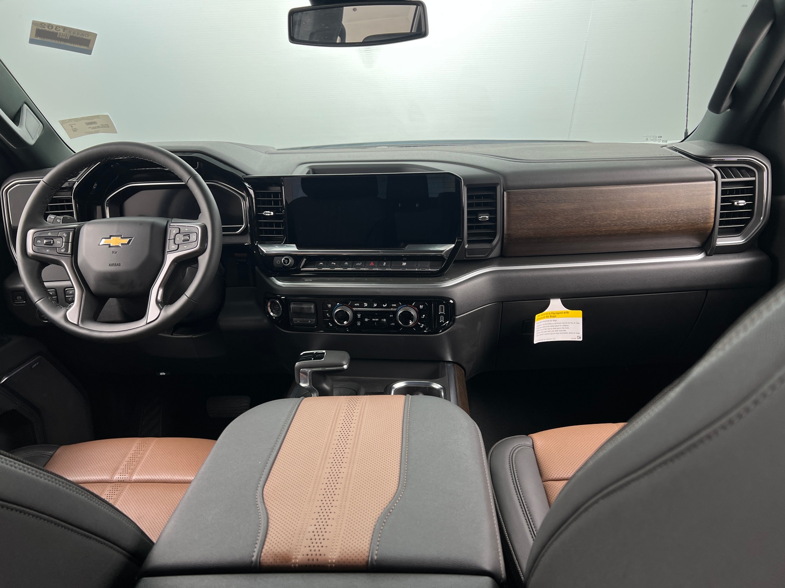 Thumbnail: 2025 Chevrolet Silverado 1500 - 2