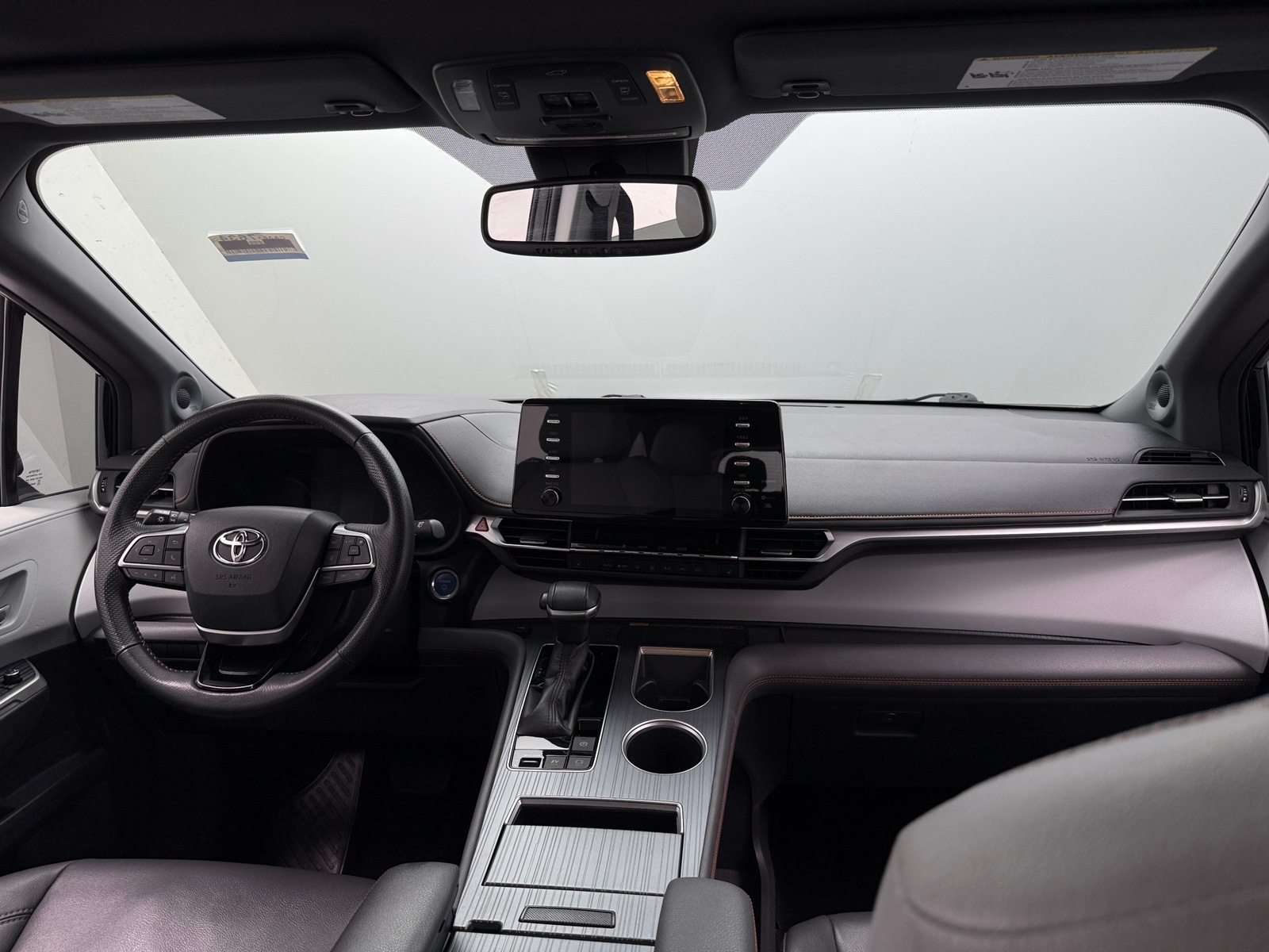 Thumbnail: 2022 Toyota Sienna - 2