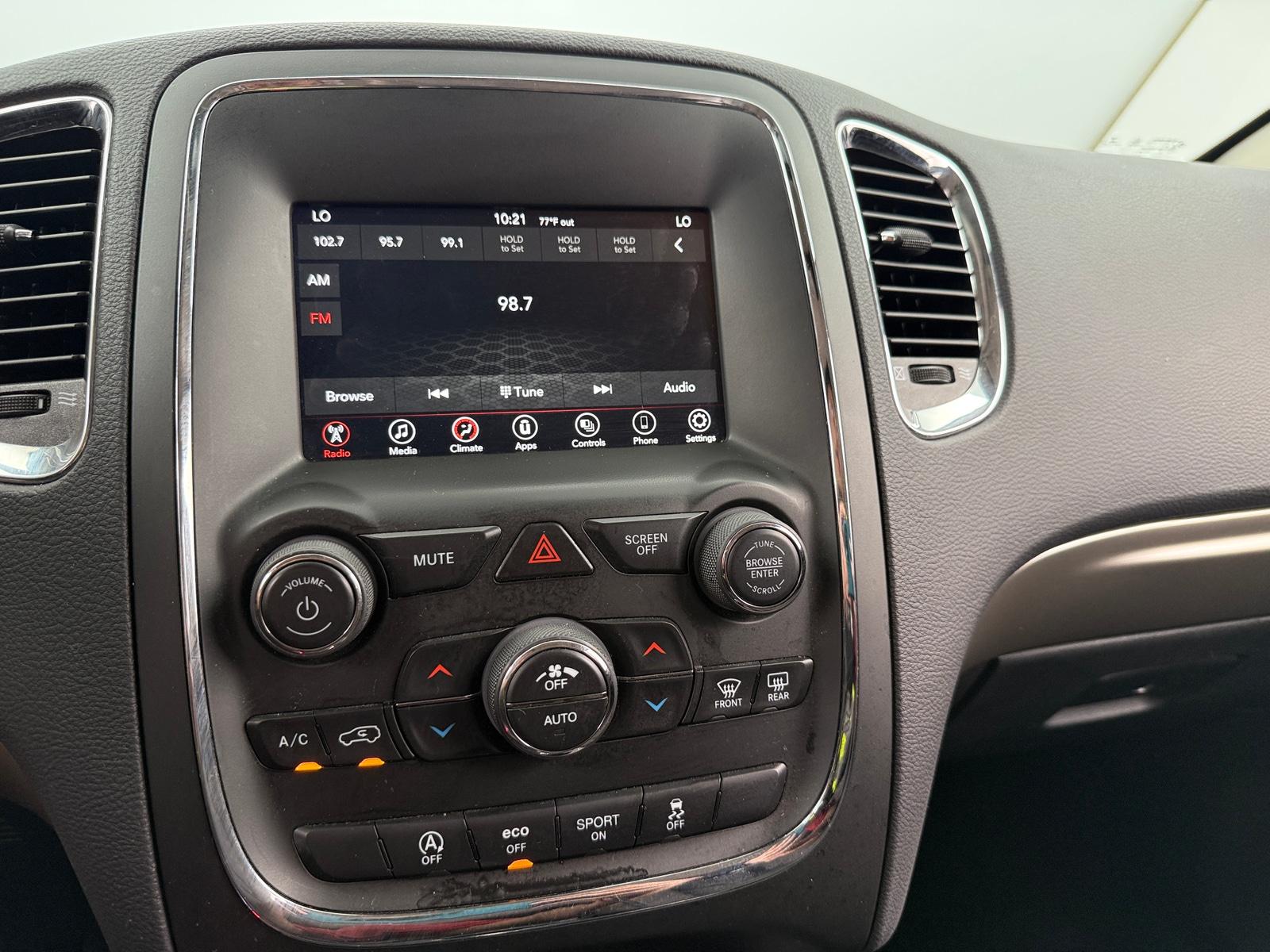 Thumbnail: 2018 Dodge Durango - 4
