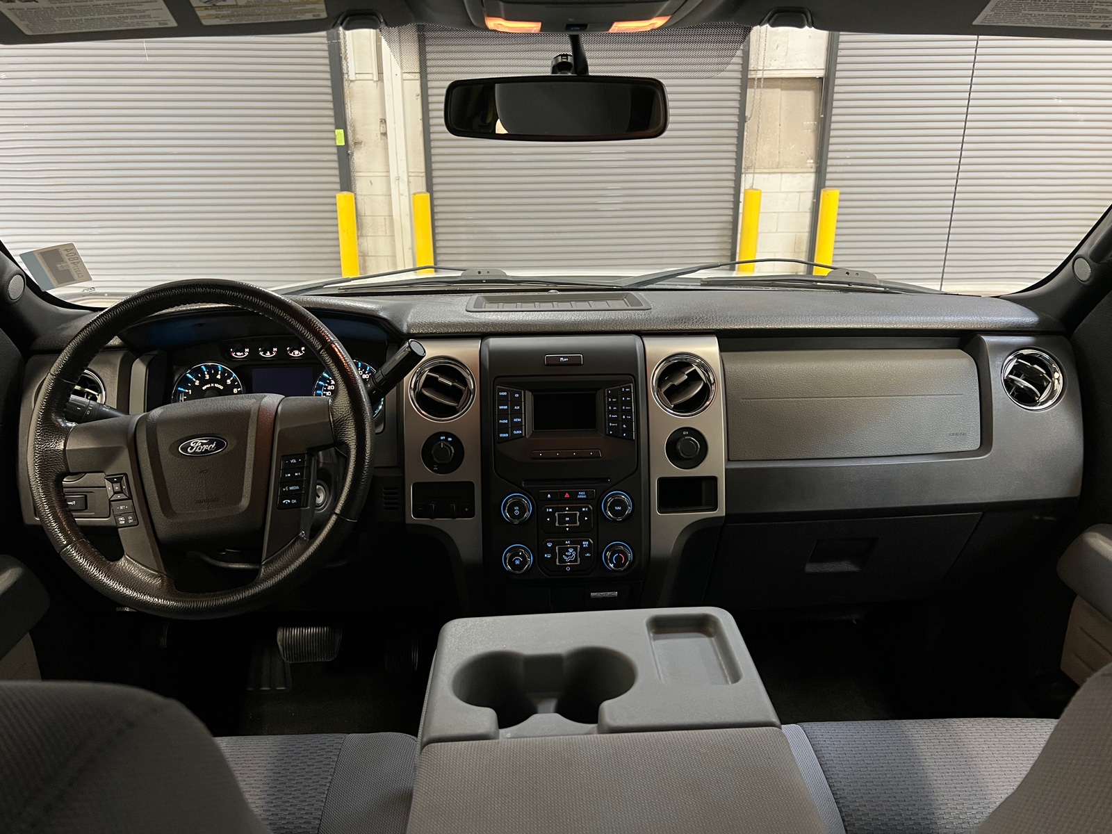 Thumbnail: 2013 Ford Econoline - 3