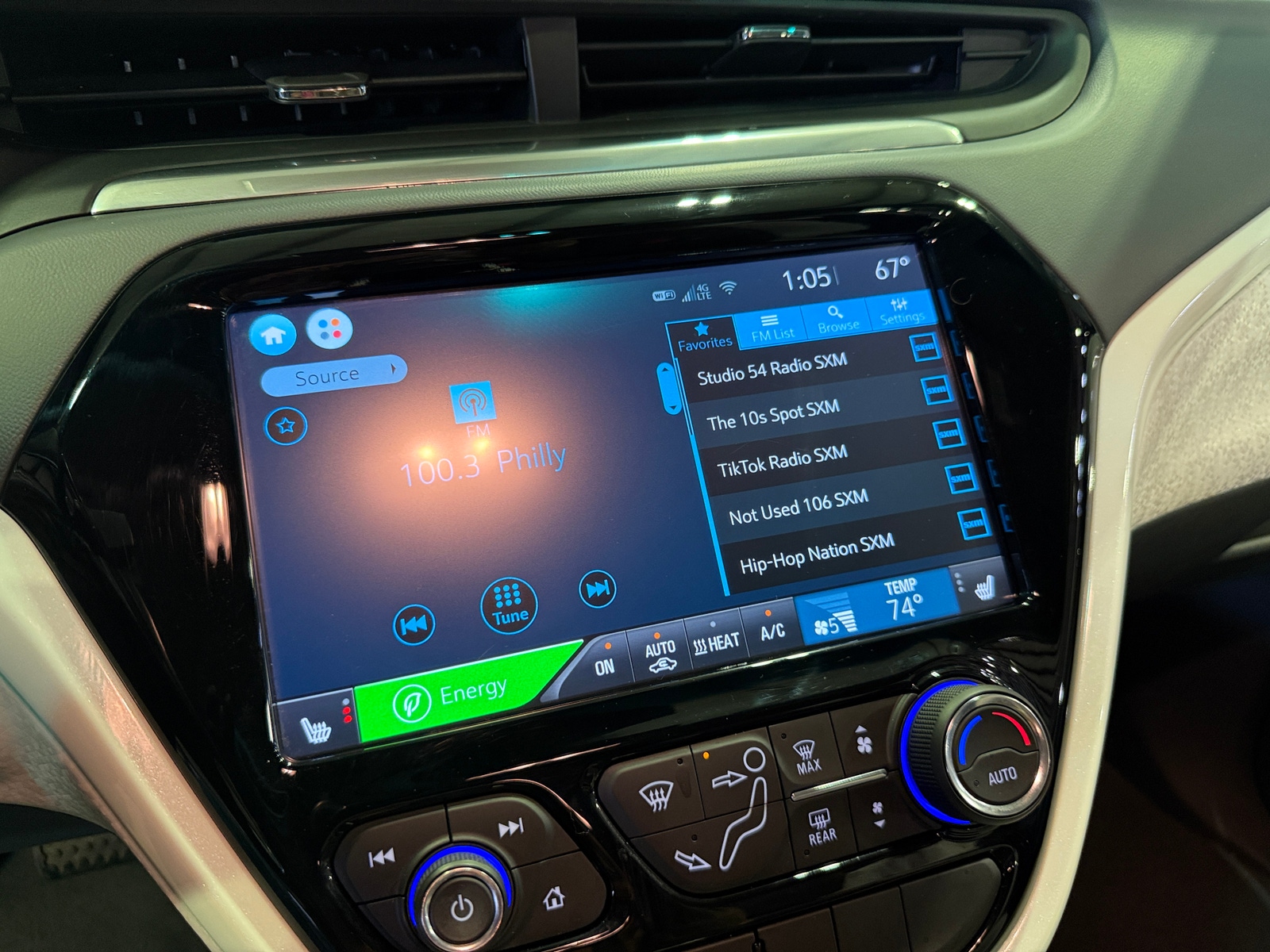 Thumbnail: 2021 Chevrolet Bolt EV - 4