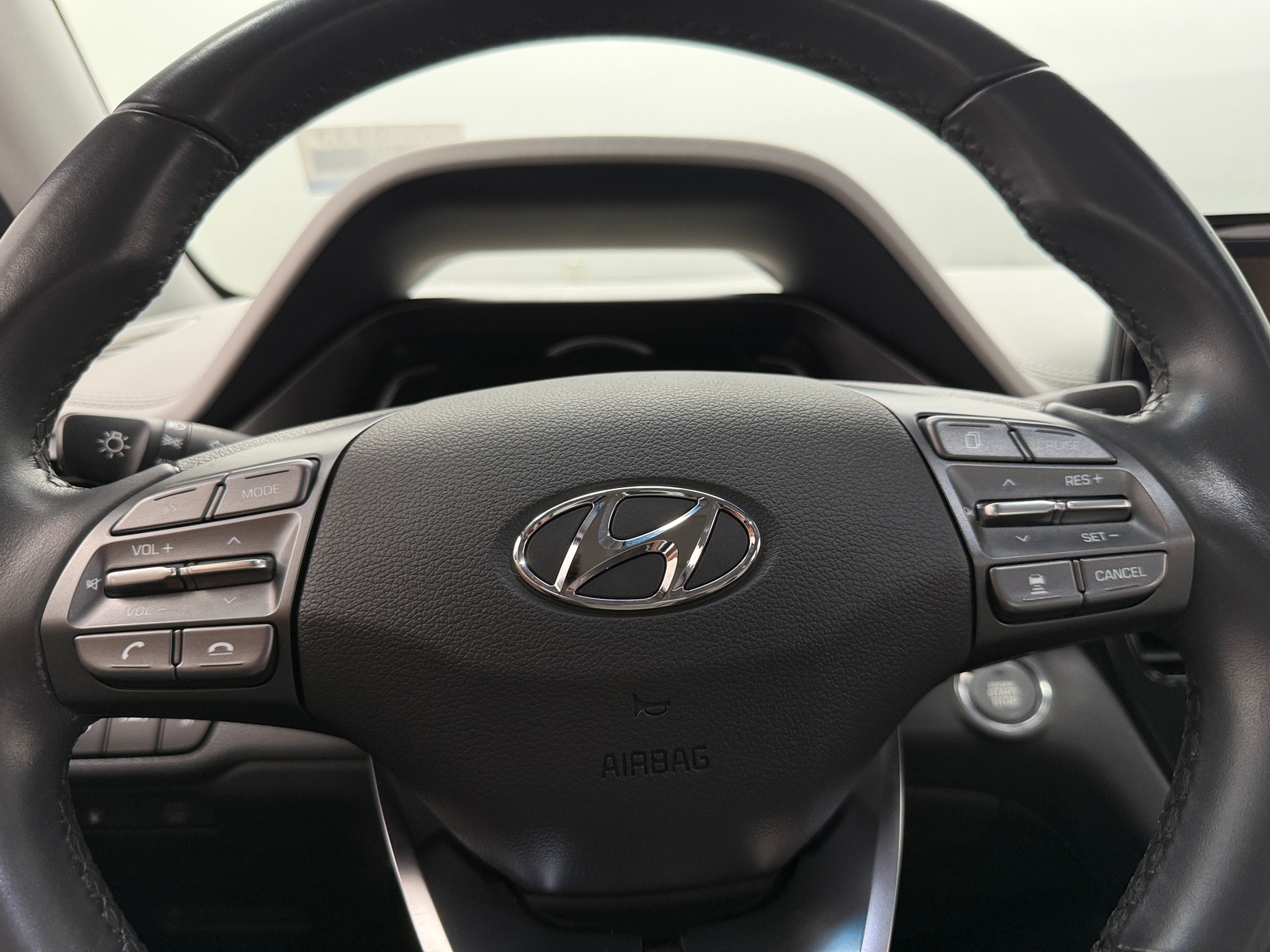 Thumbnail: 2020 Hyundai Ioniq - 4