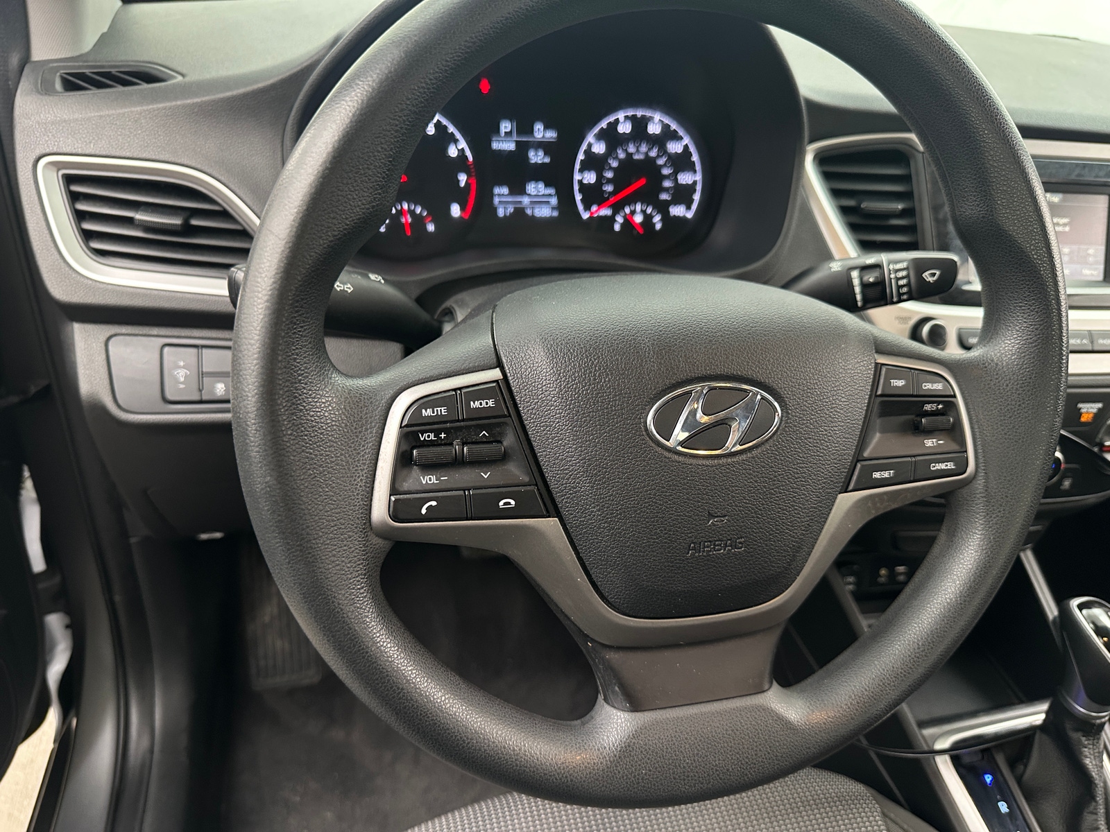 Thumbnail: 2022 Hyundai Accent - 5