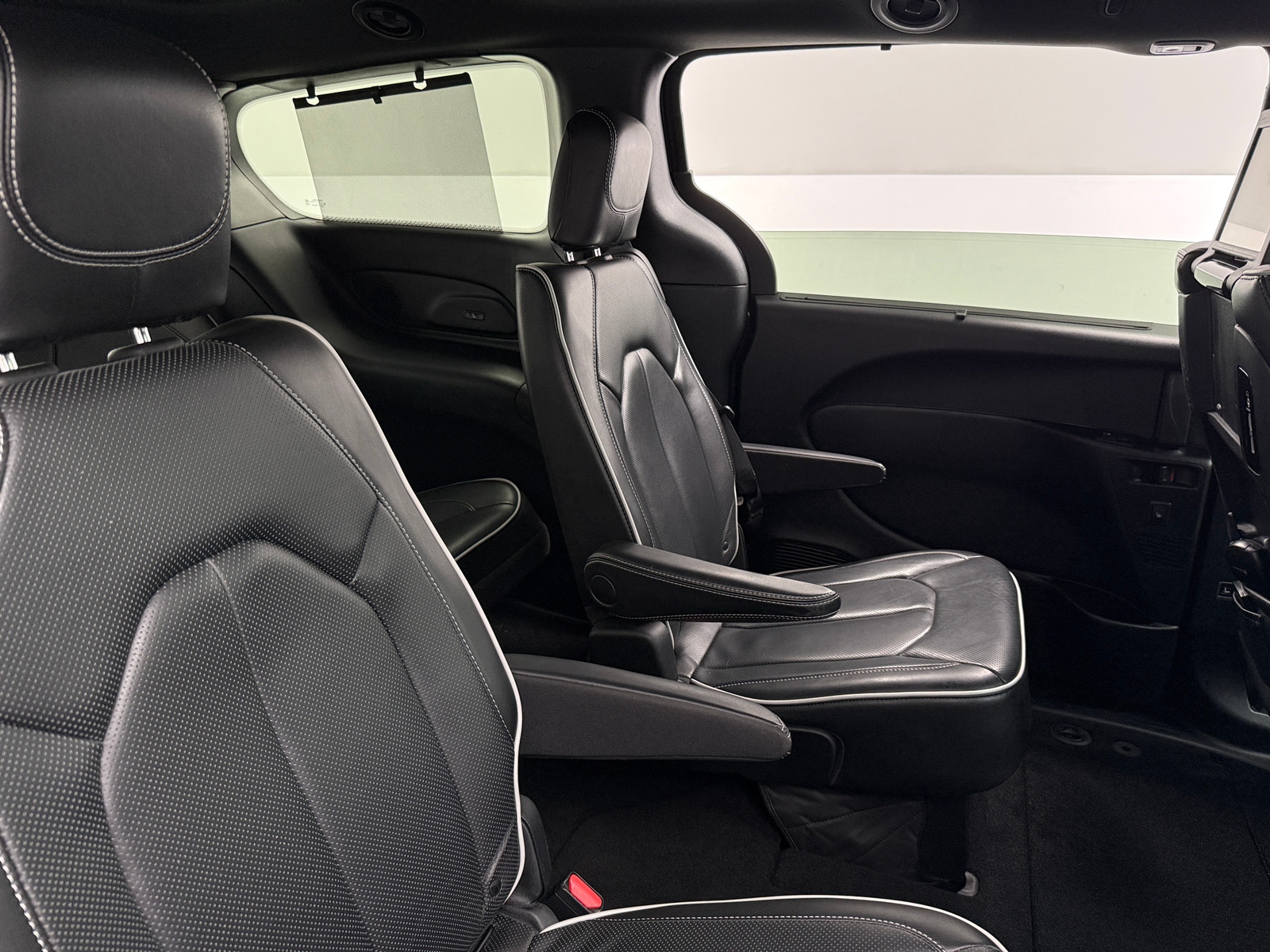 Thumbnail: 2019 Chrysler Pacifica - 5