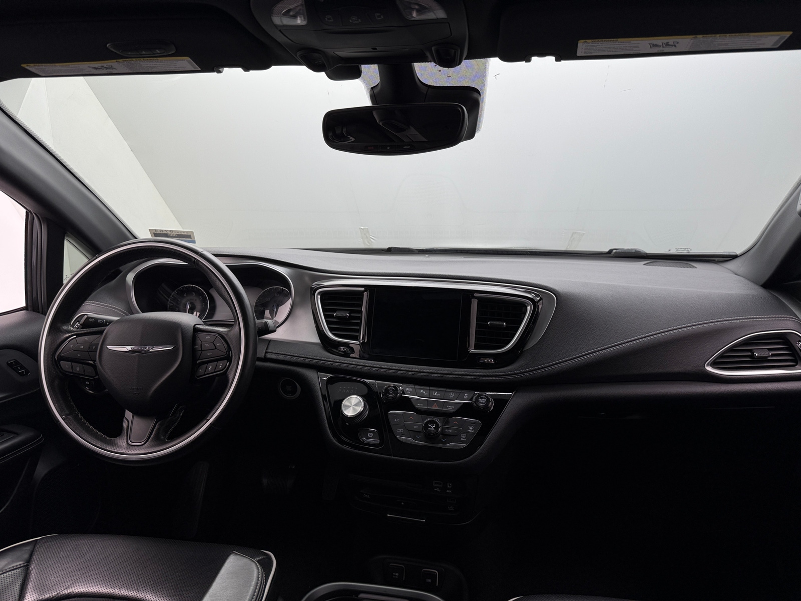 Thumbnail: 2019 Chrysler Pacifica - 2