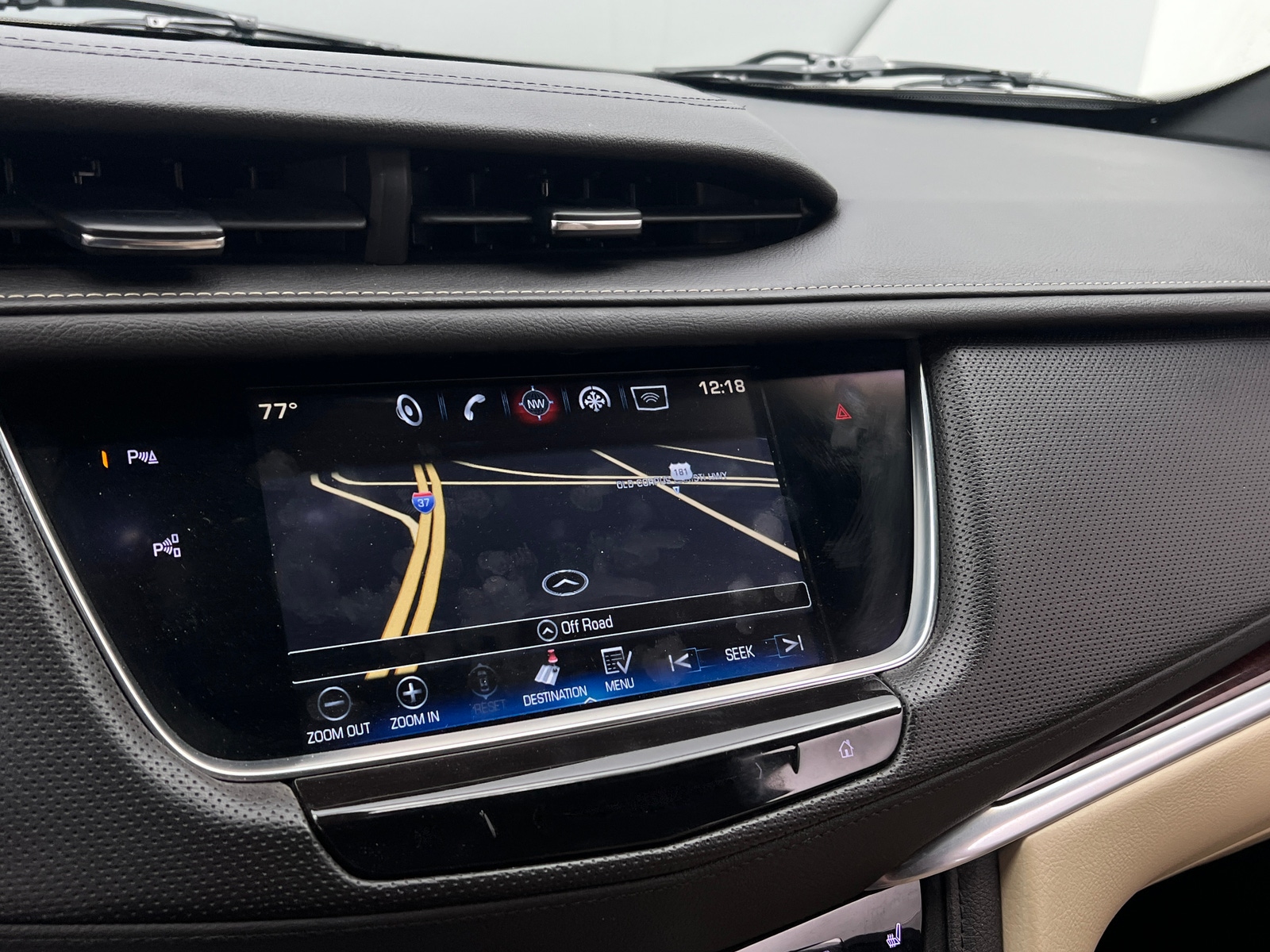 Thumbnail: 2017 Cadillac XT5 - 3