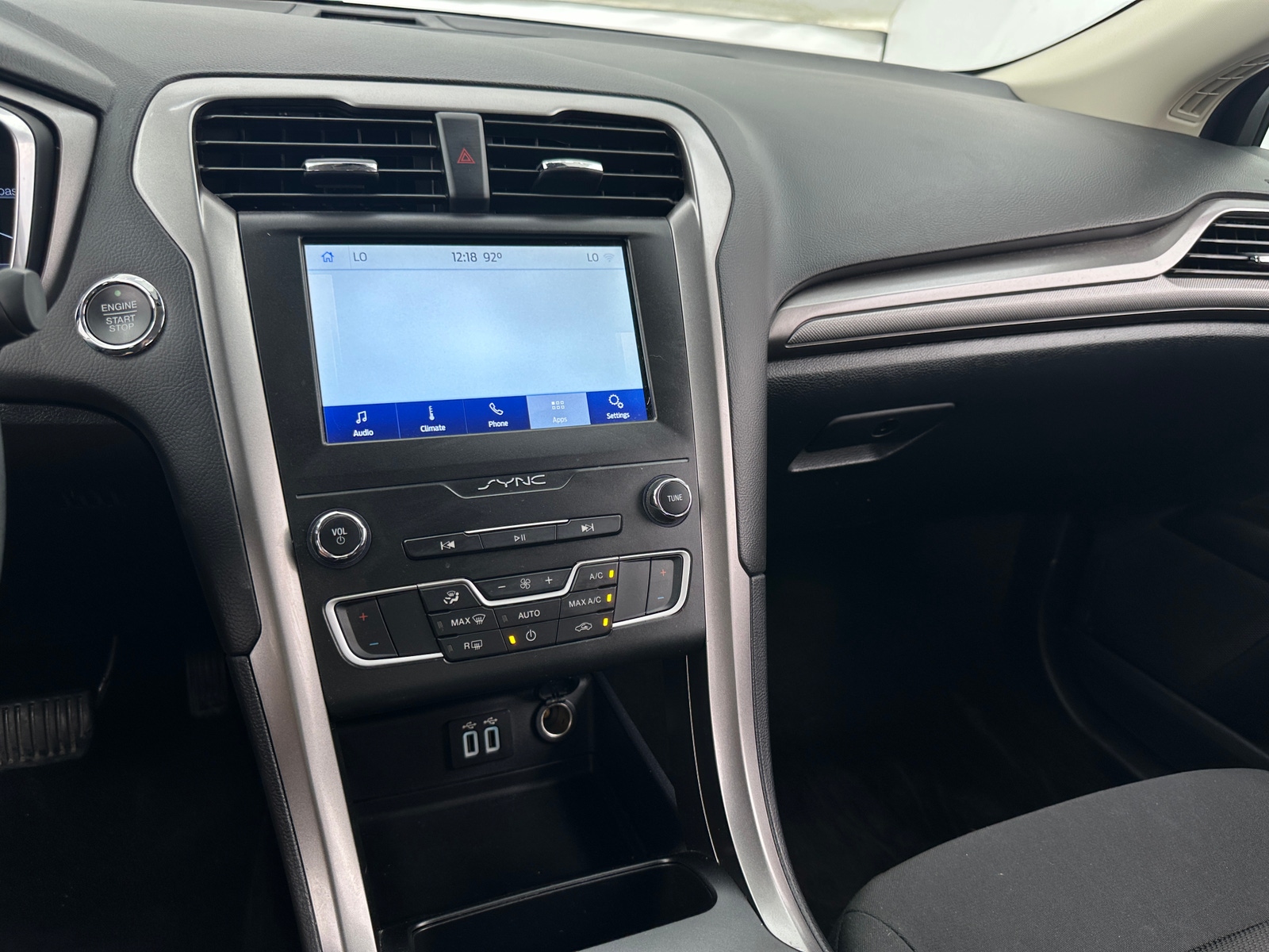 Thumbnail: 2020 Ford Fusion - 4