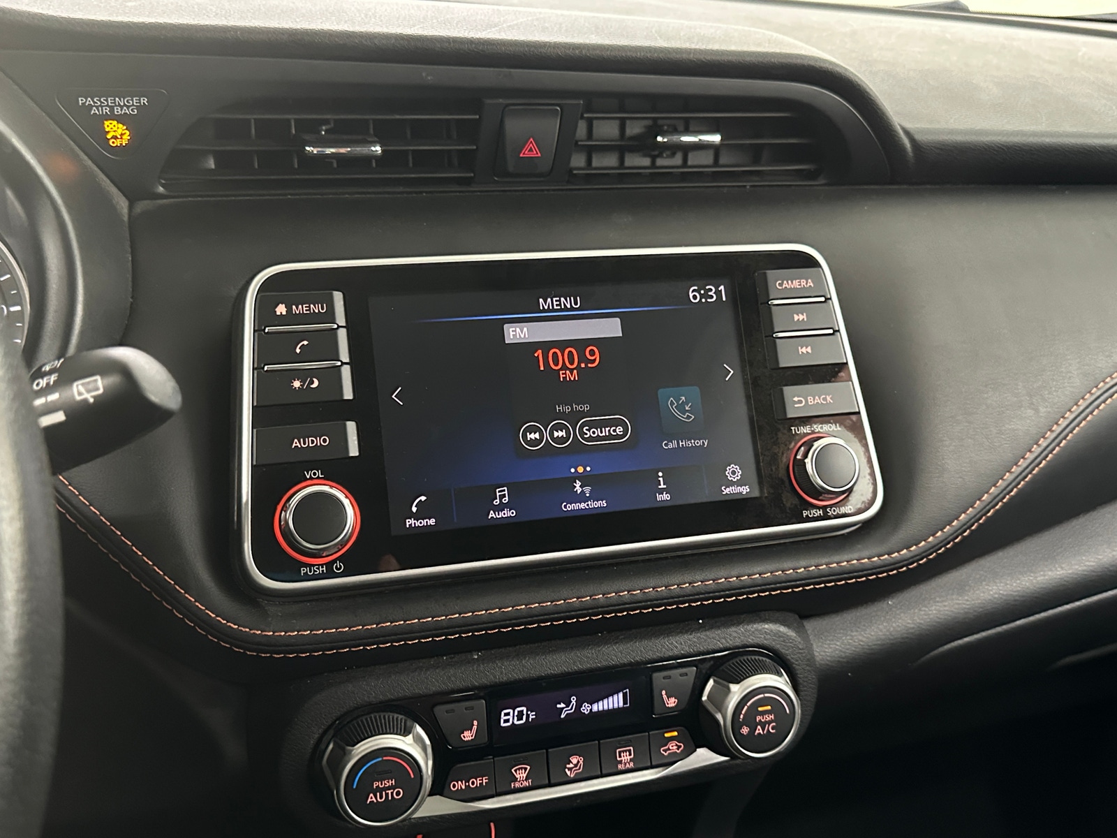 Thumbnail: 2019 Nissan Kicks - 4