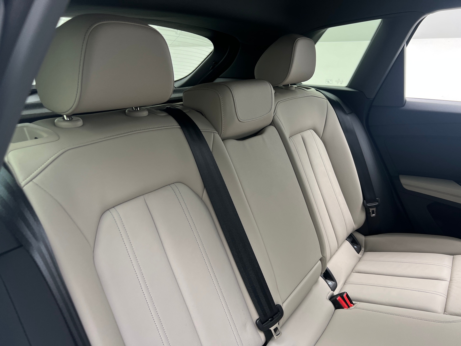 Thumbnail: 2023 Audi Q4 e-tron - 5