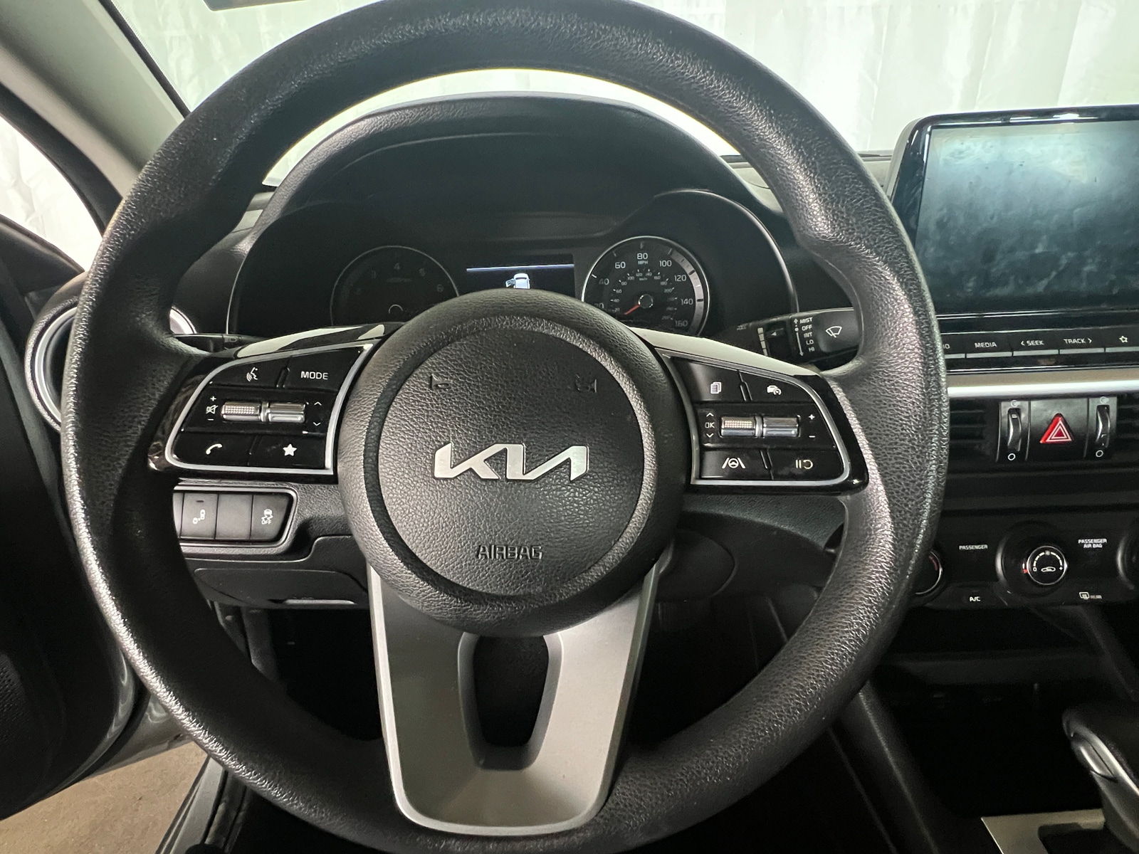 Thumbnail: 2023 Kia Forte - 5