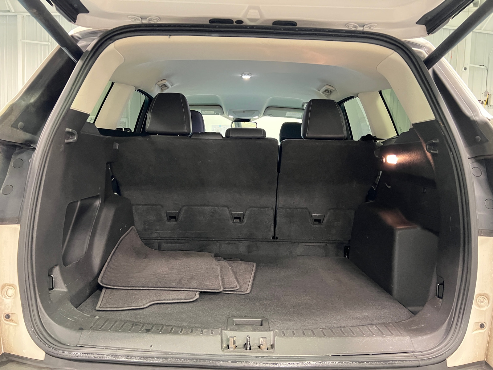 Thumbnail: 2019 Ford Escape - 6