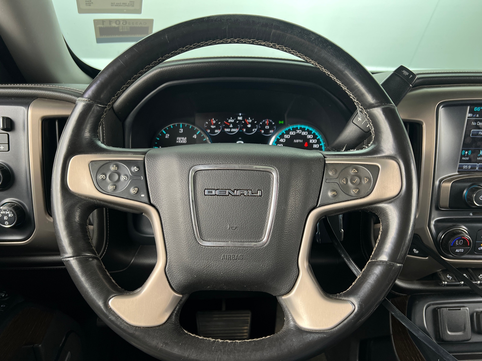 Thumbnail: 2017 GMC Sierra 1500 - 4