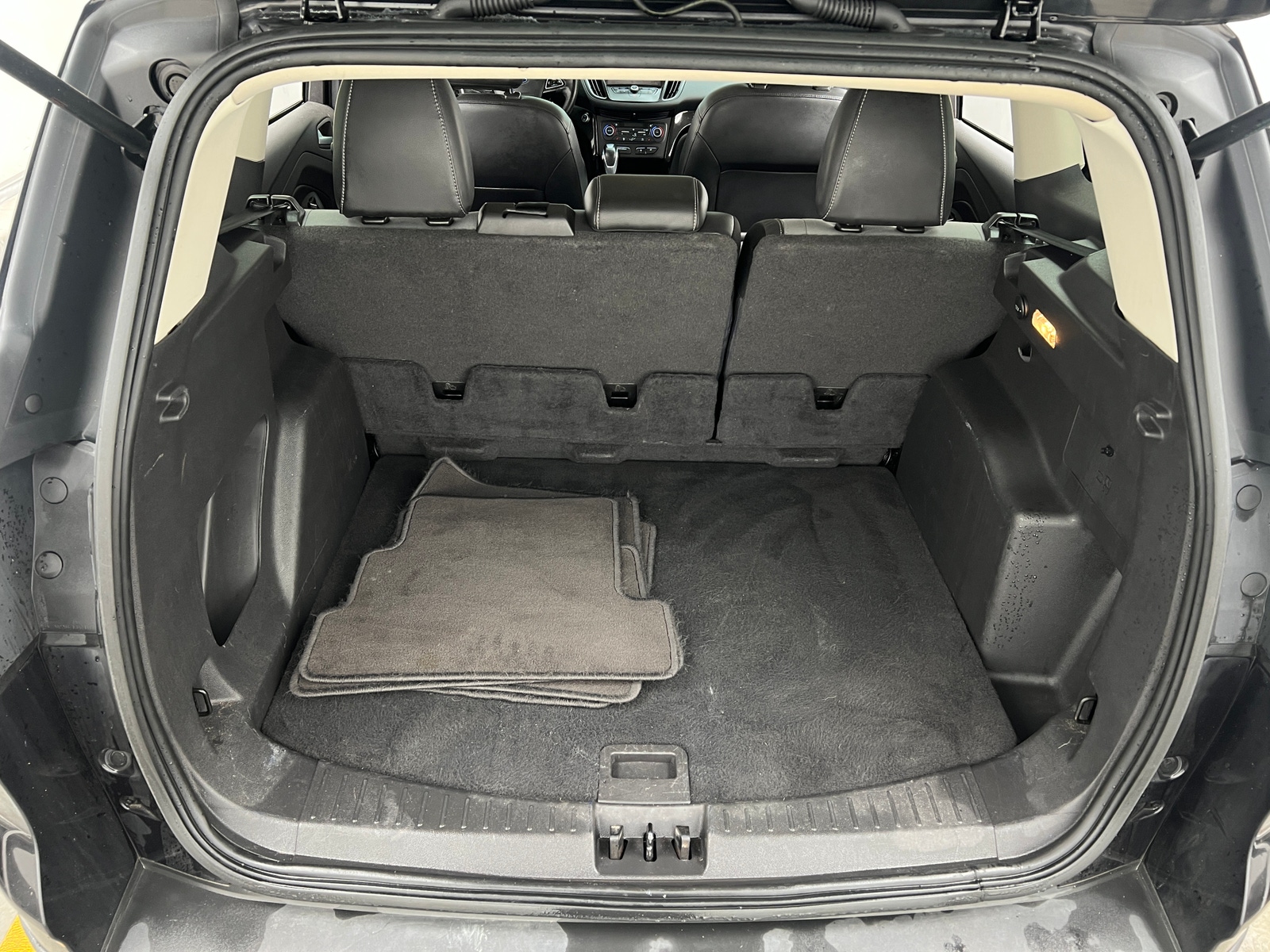 Thumbnail: 2019 Ford Escape - 6