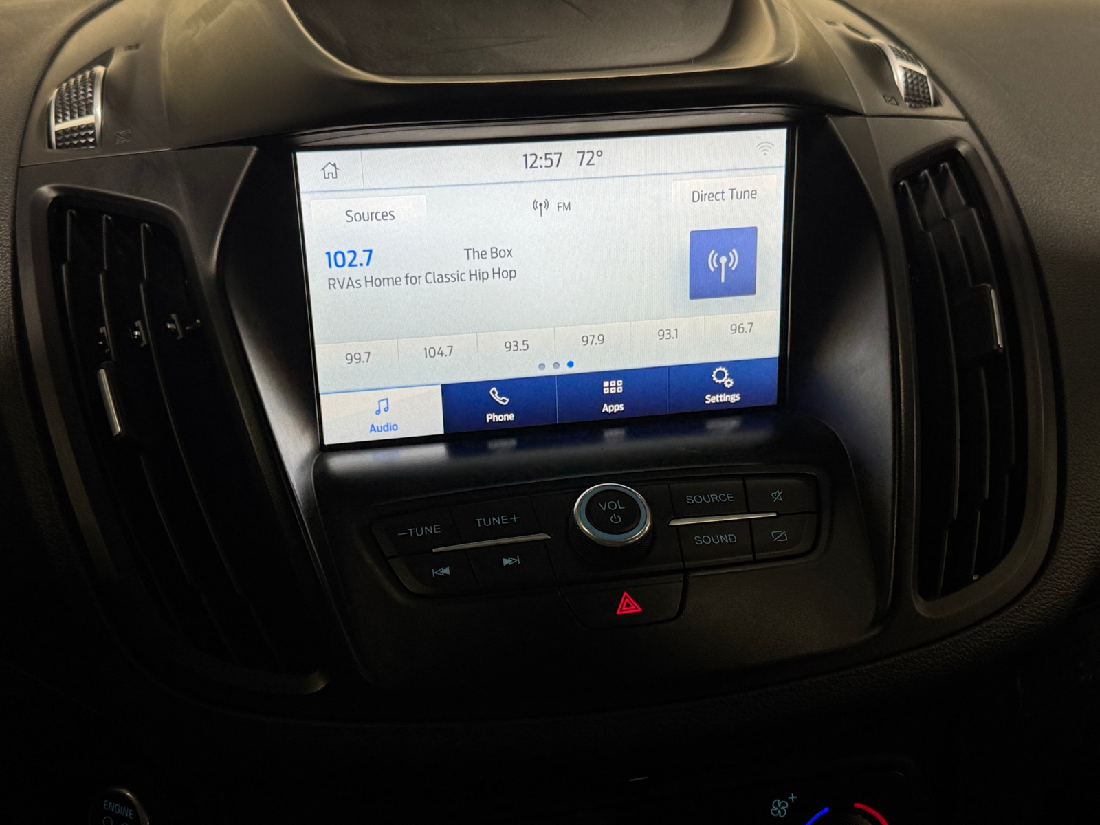 Thumbnail: 2019 Ford Escape - 3