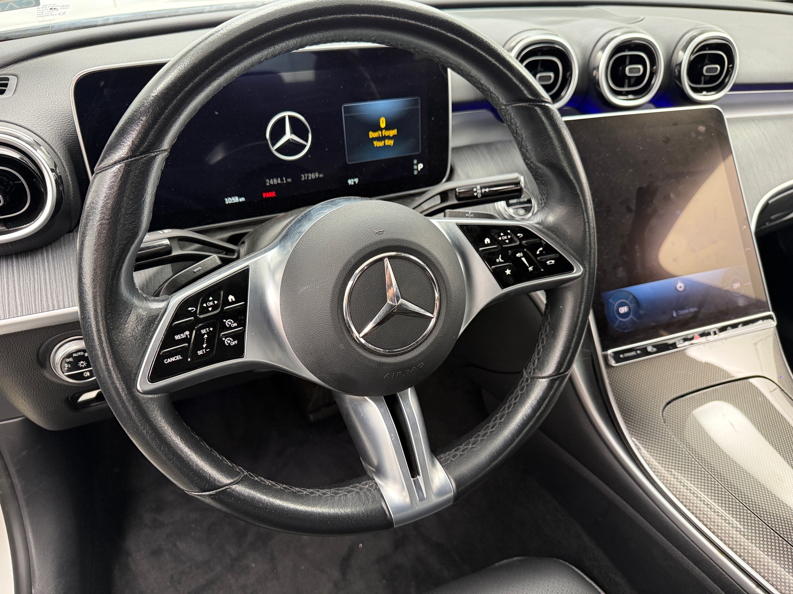 Thumbnail: 2024 Mercedes-Benz C-Class - 4
