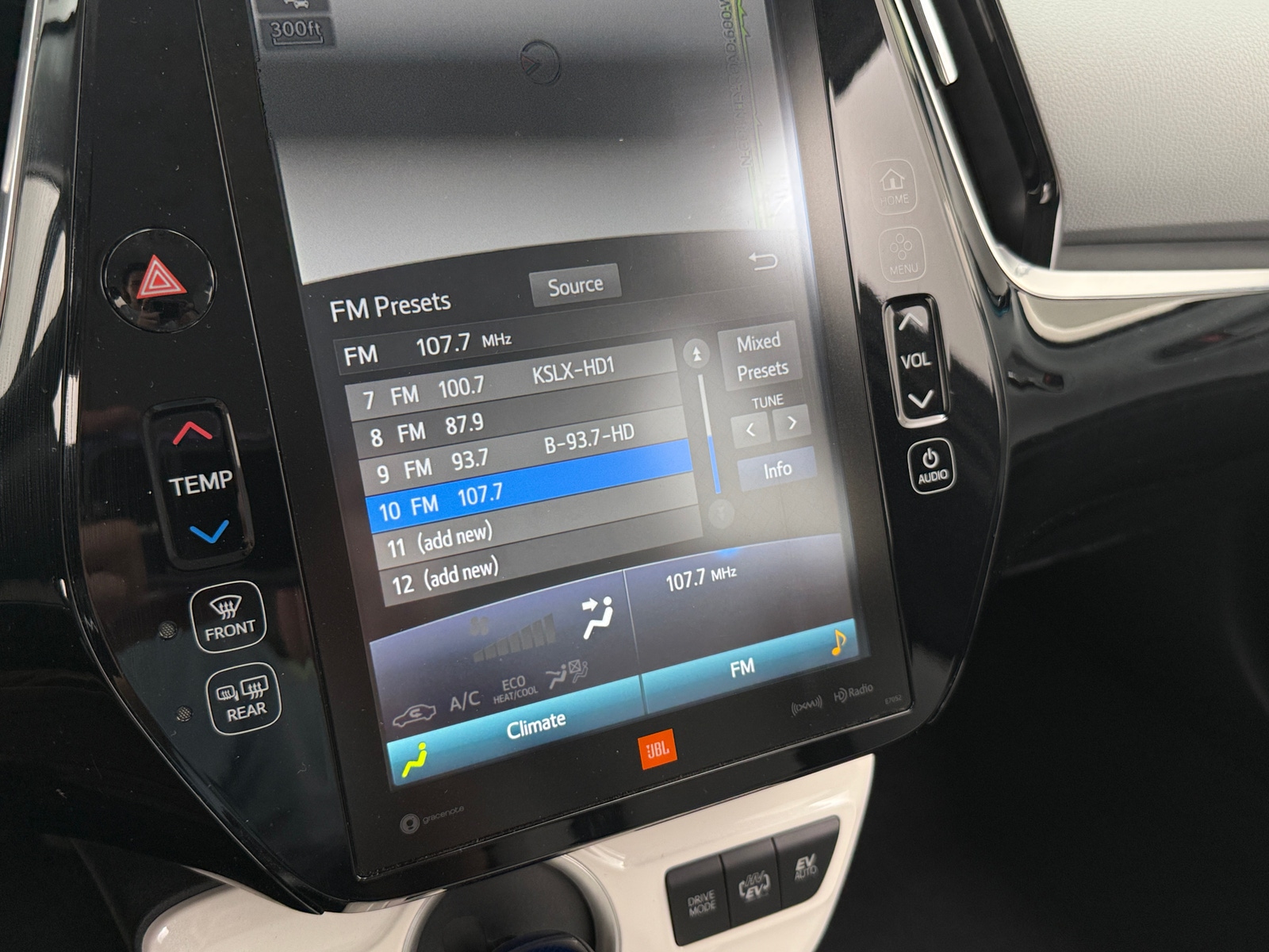 Thumbnail: 2018 Toyota Prius Prime - 3