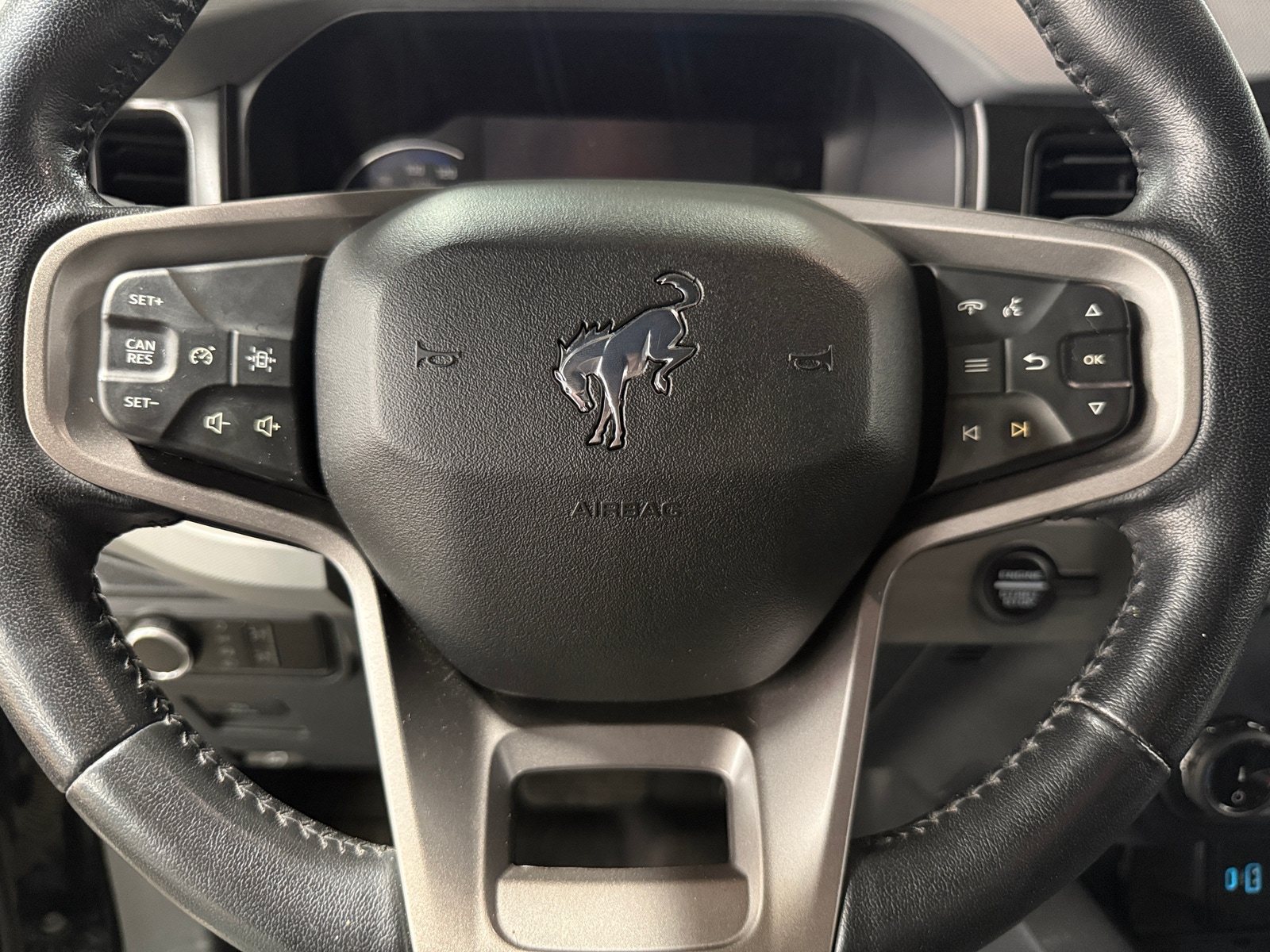 Thumbnail: 2022 Ford Bronco - 5