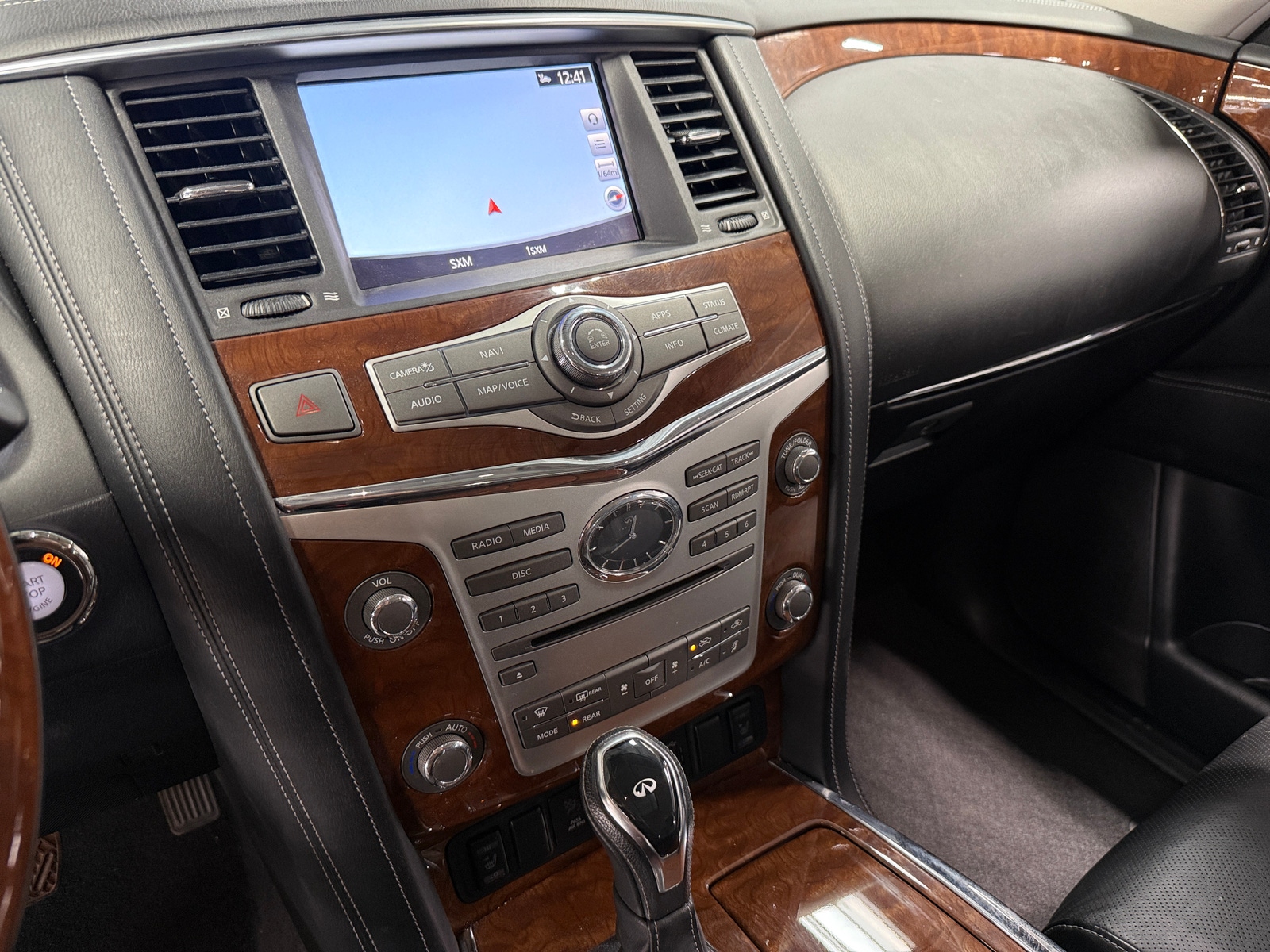 Thumbnail: 2019 INFINITI QX80 - 3