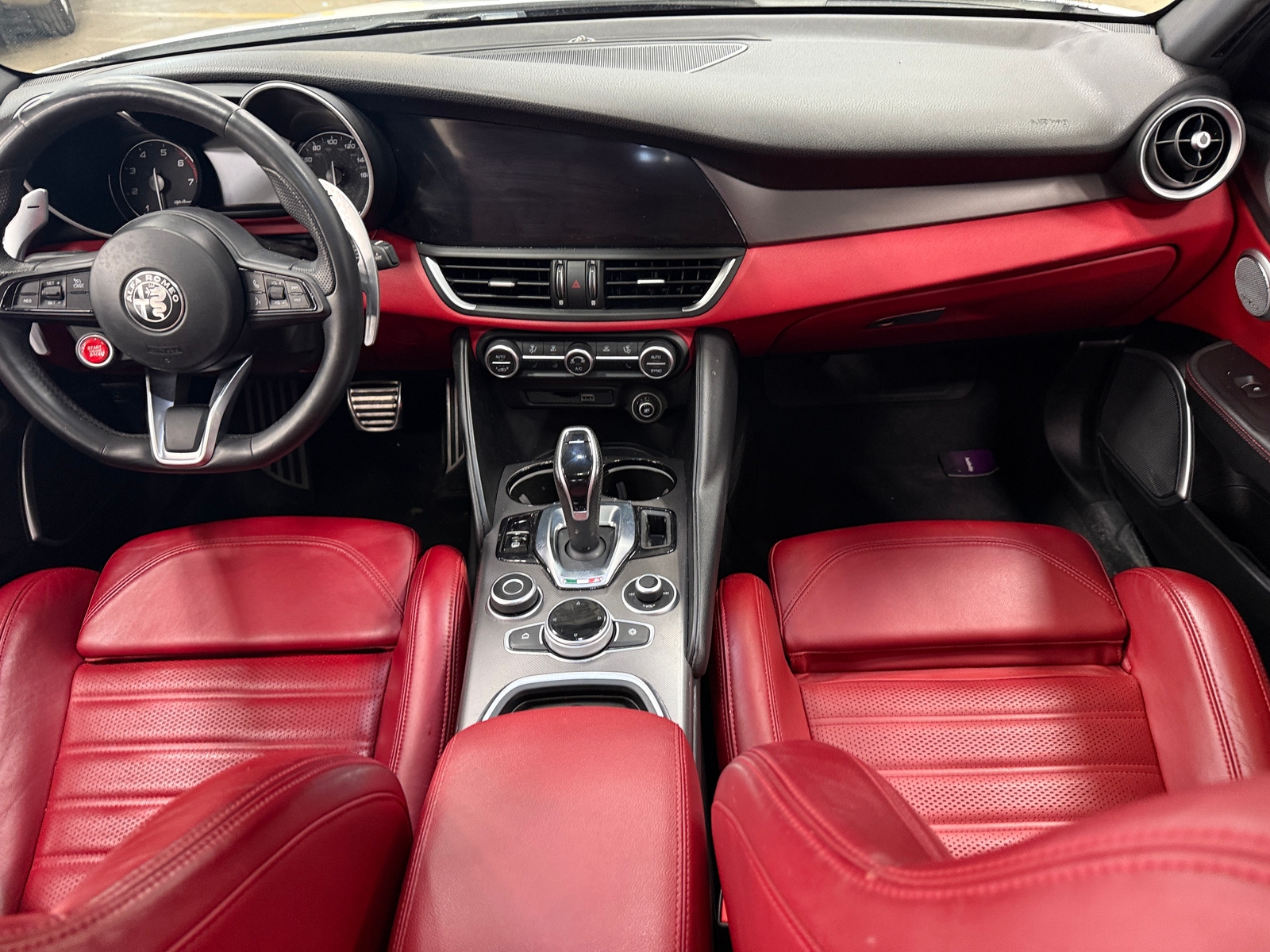 Thumbnail: 2020 Alfa Romeo Giulia - 2