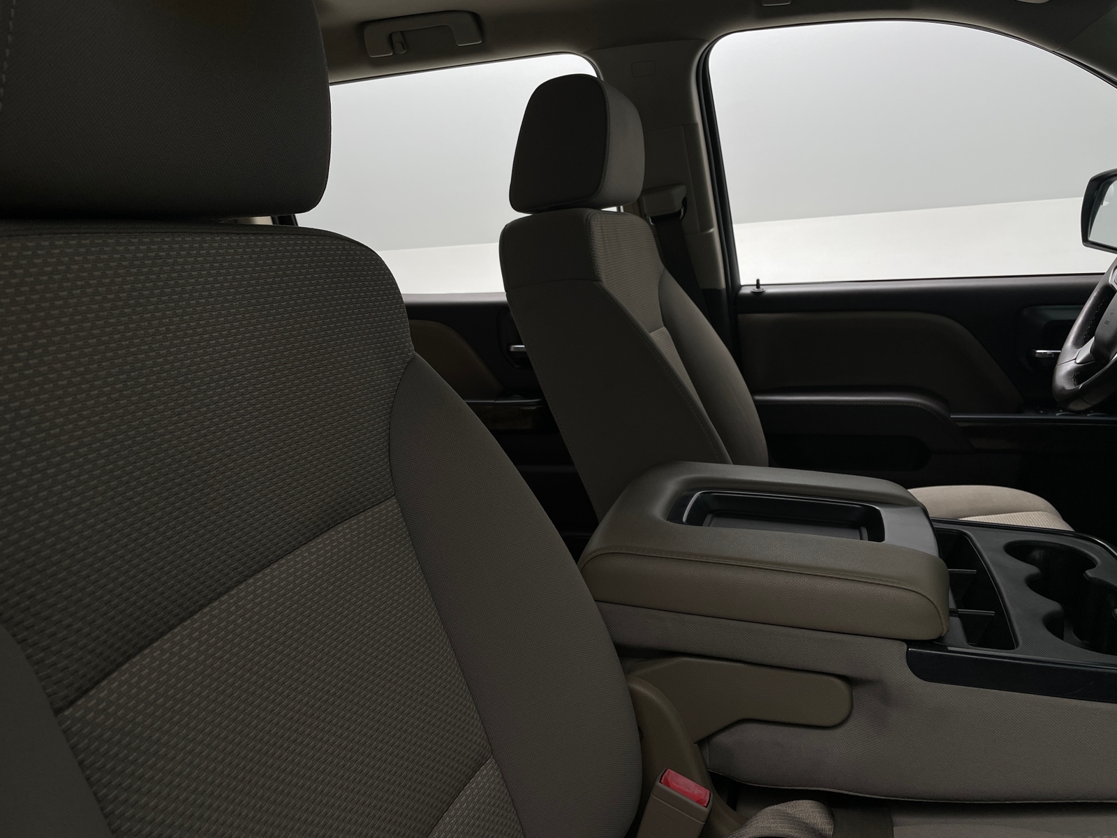 Thumbnail: 2016 Chevrolet Silverado 1500 - 2