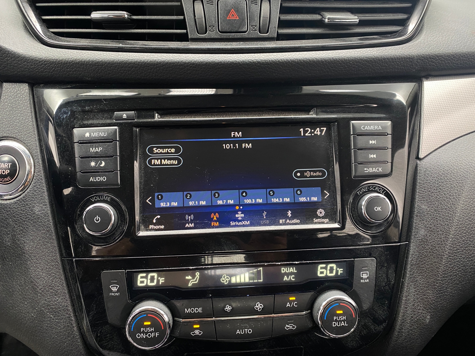 Thumbnail: 2020 Nissan Rogue Sport - 3